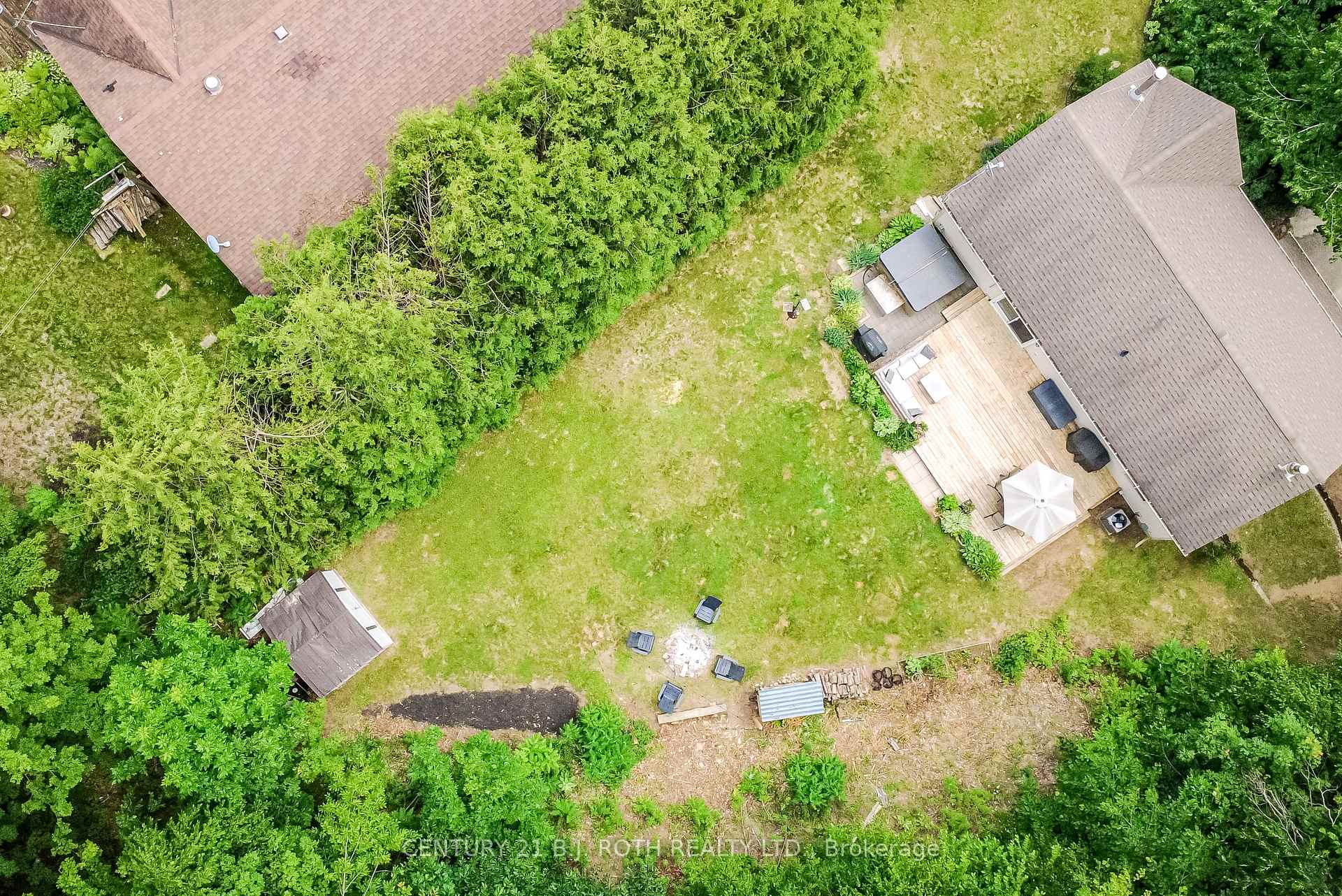 29 ALGONQUIN Trail