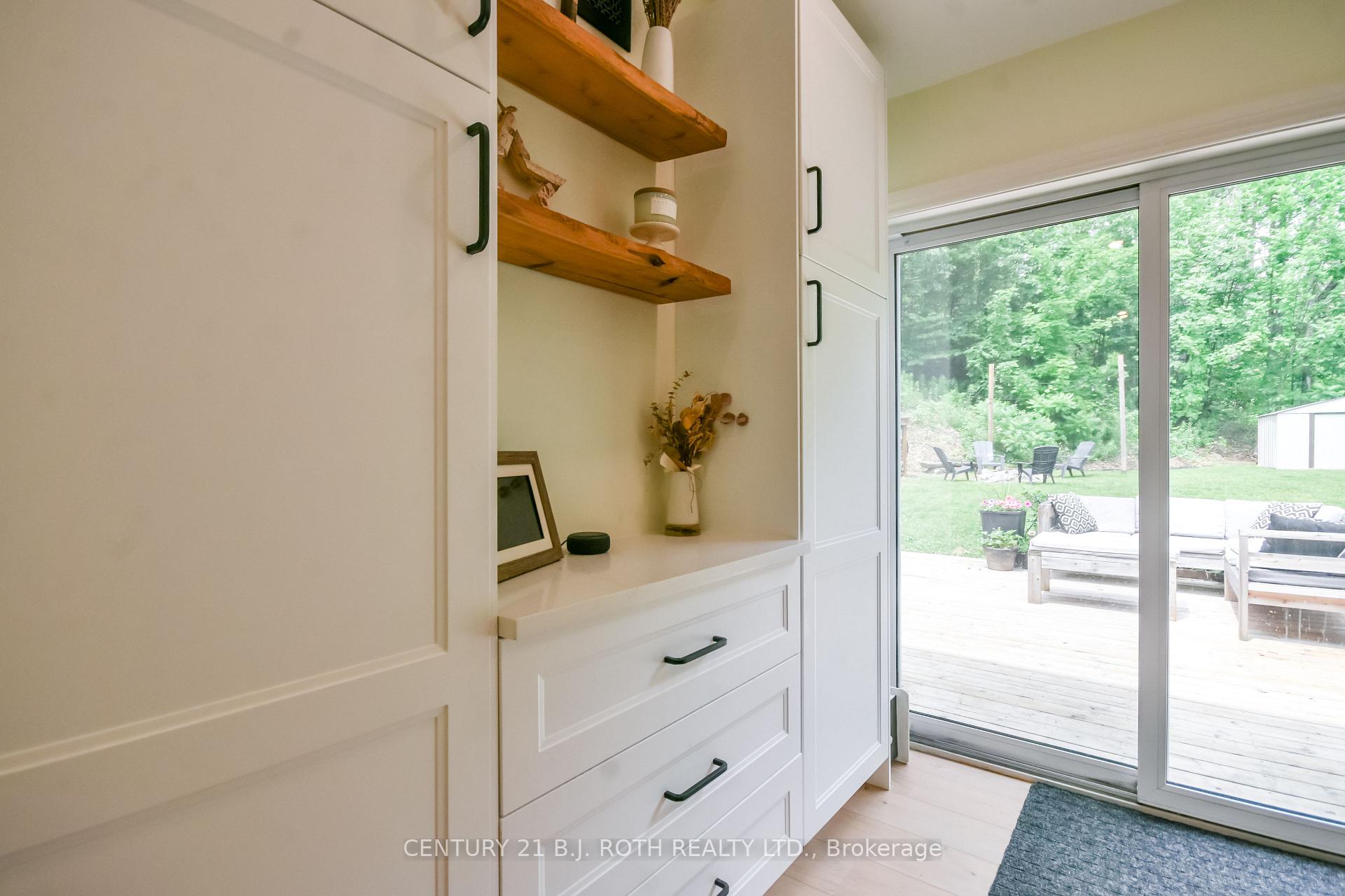 29 ALGONQUIN Trail
