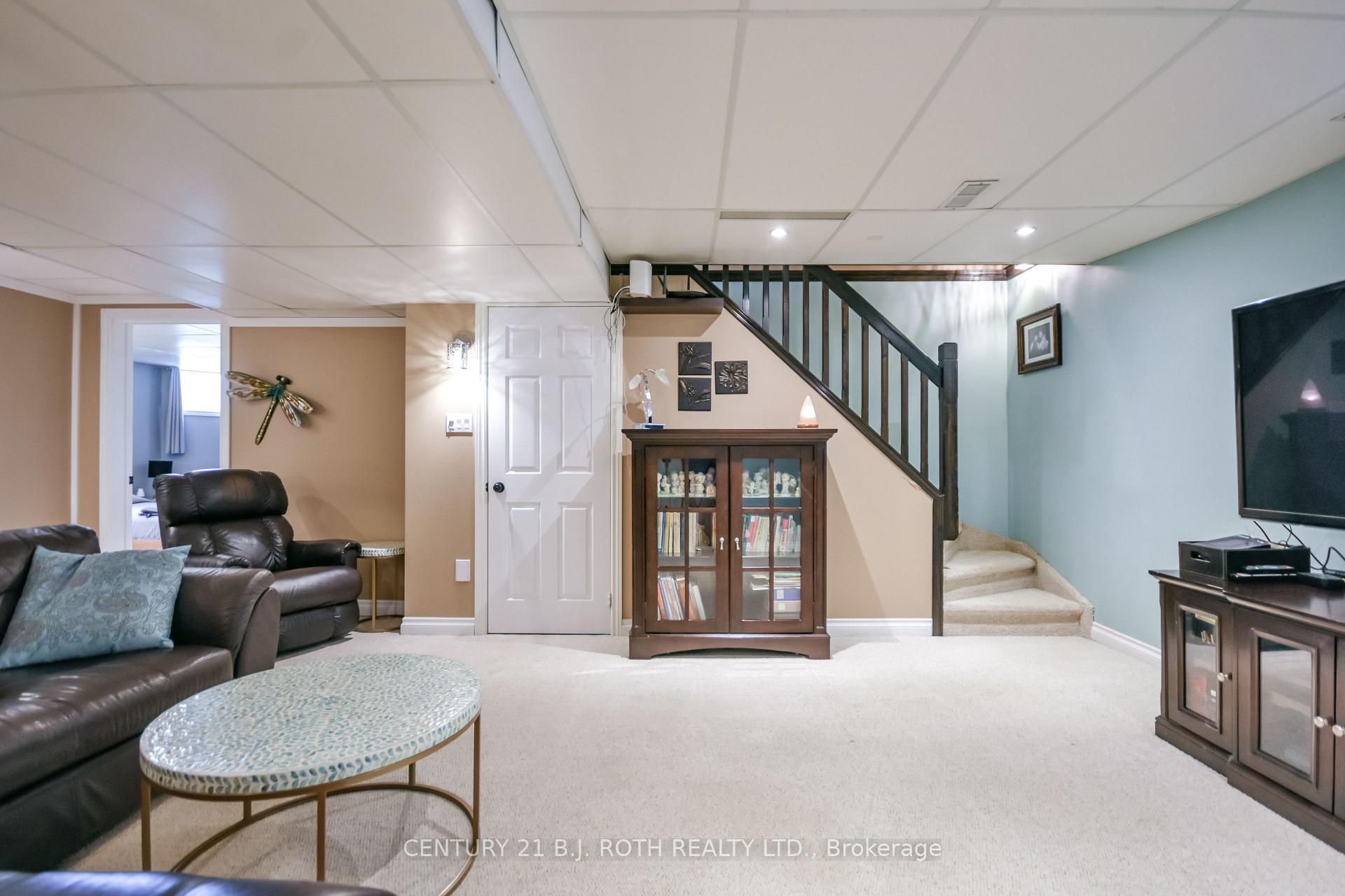 30 McAvoy Drive