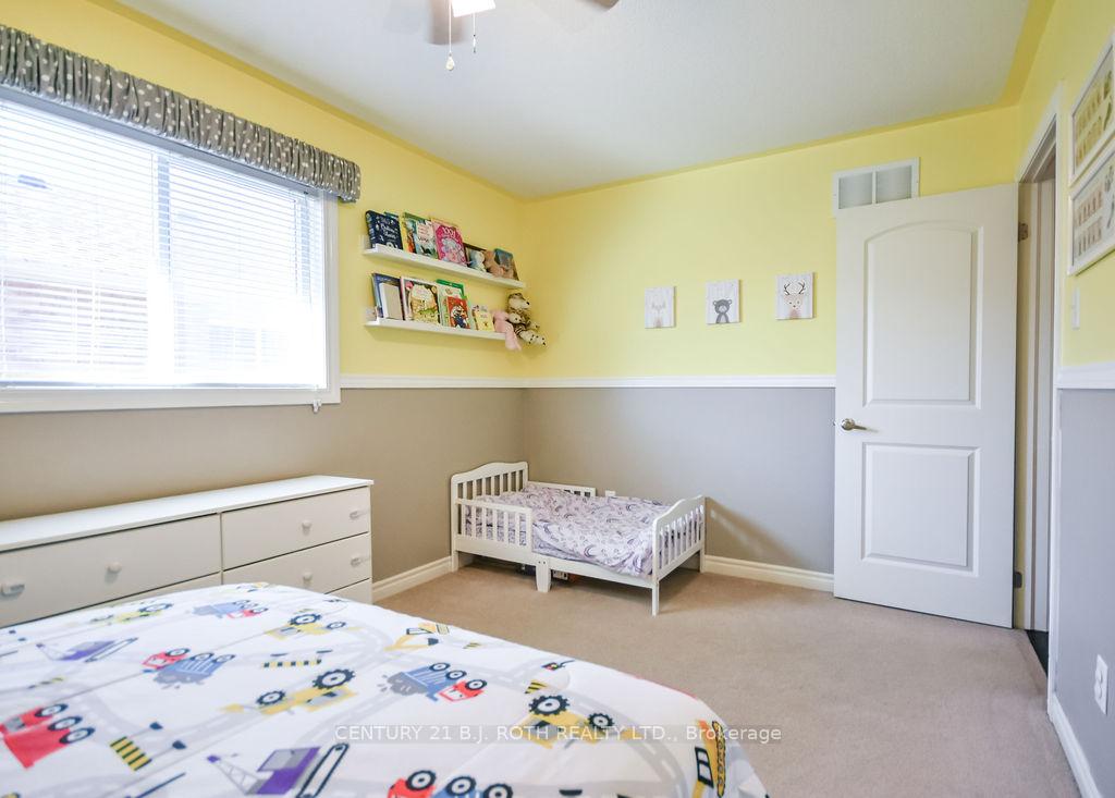 12 White Crescent