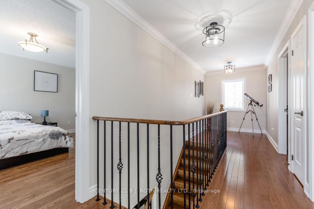 12 Lloyd Cook Drive E