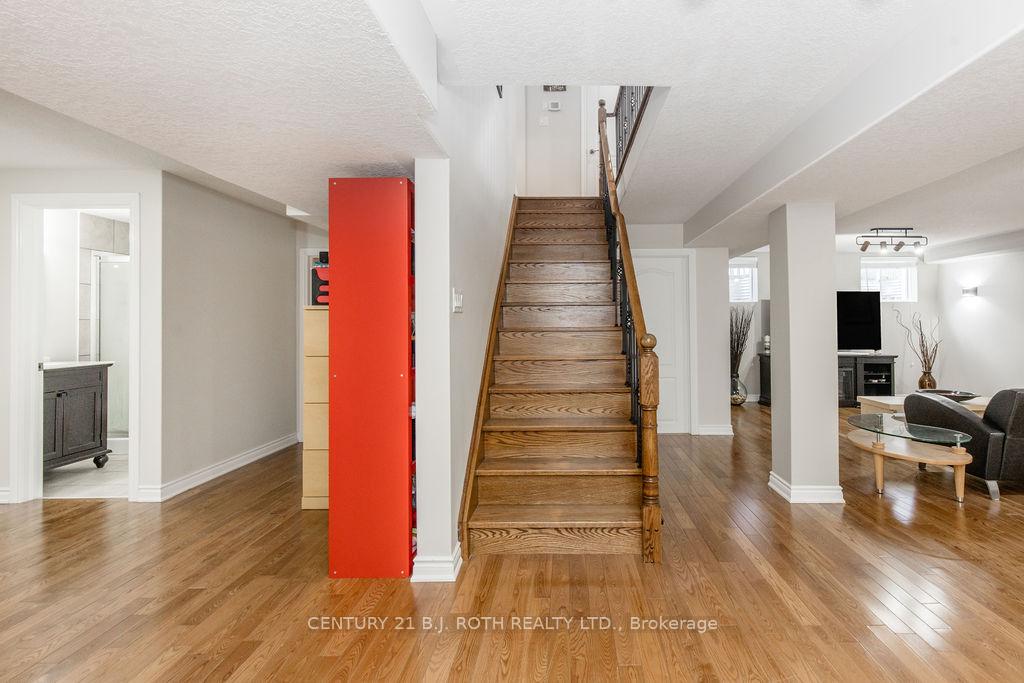 12 Lloyd Cook Drive E