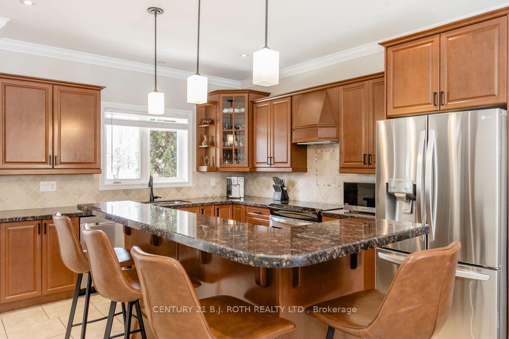 12 Lloyd Cook Drive E