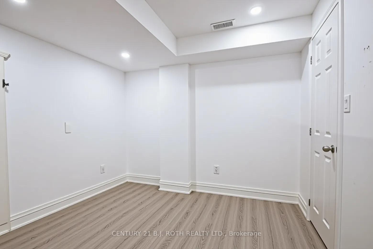 5 Cypress Point Street