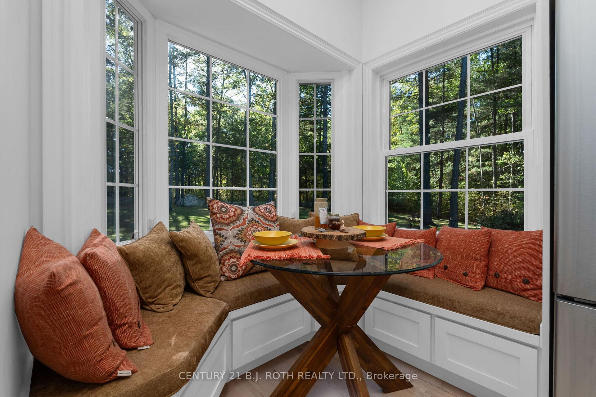 2710 Portage Trail