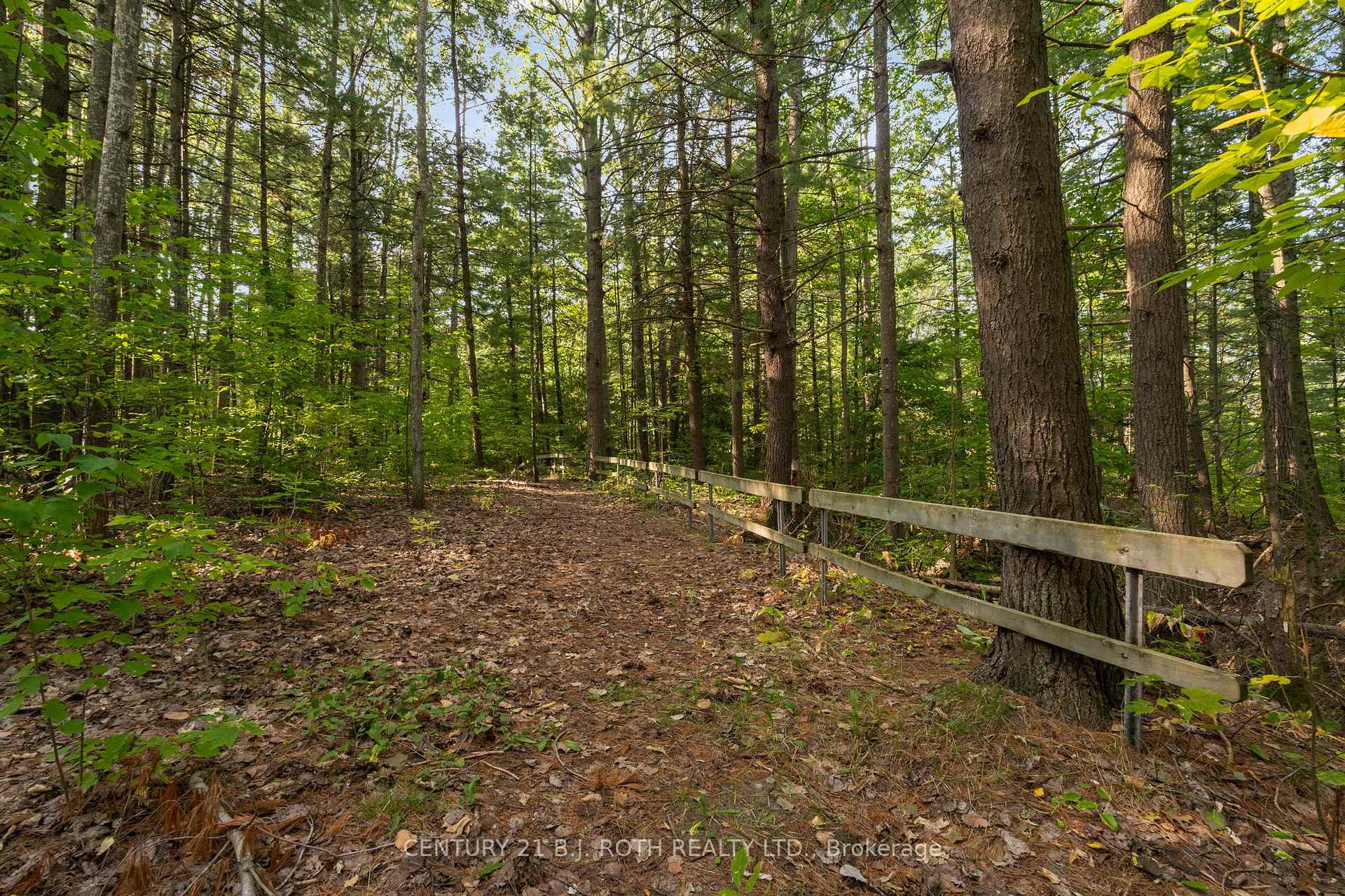 2710 Portage Trail