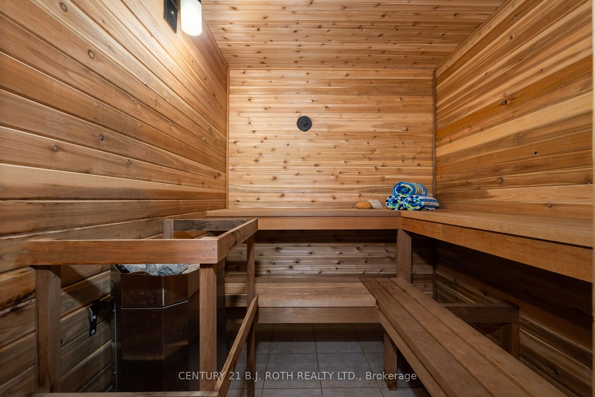 2710 Portage Trail