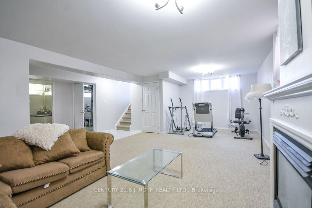 53 FOREST DALE Drive