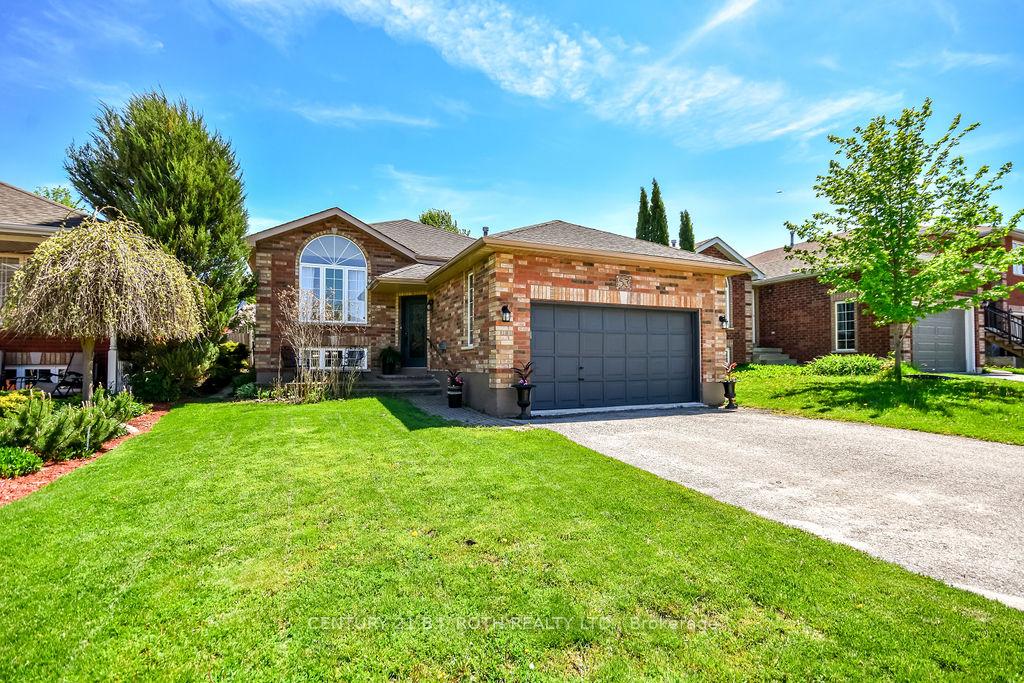 53 FOREST DALE Drive
