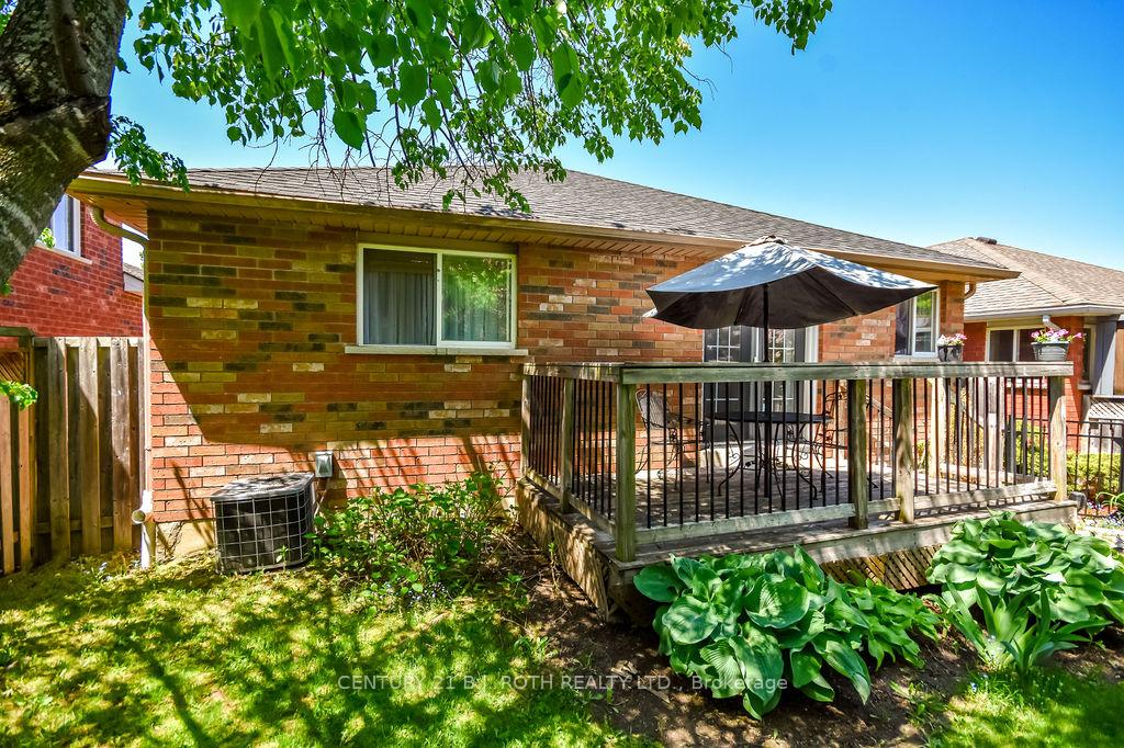 53 FOREST DALE Drive
