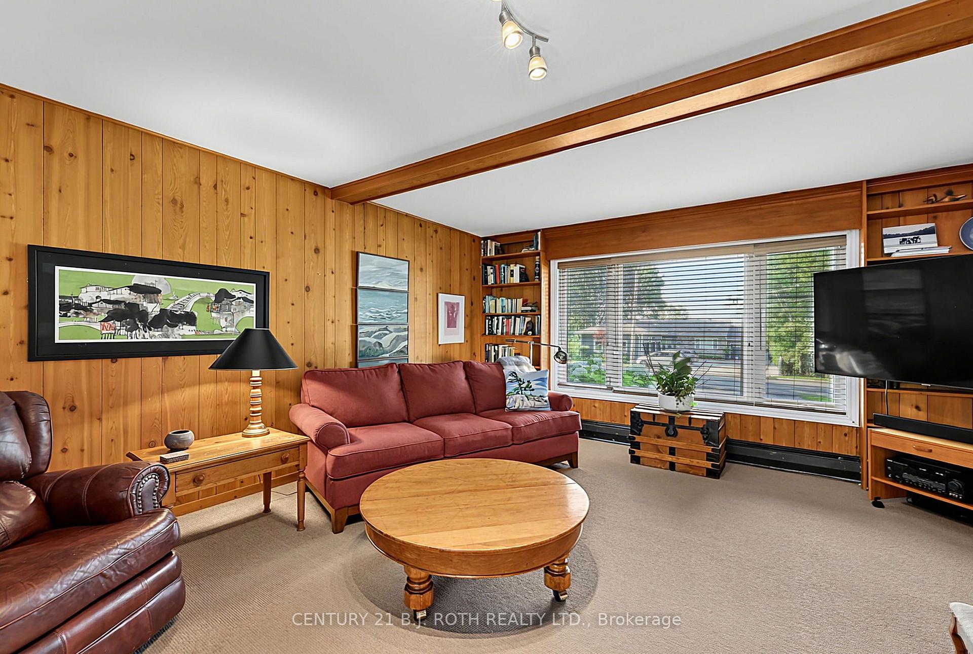 140 Shanty Bay Road