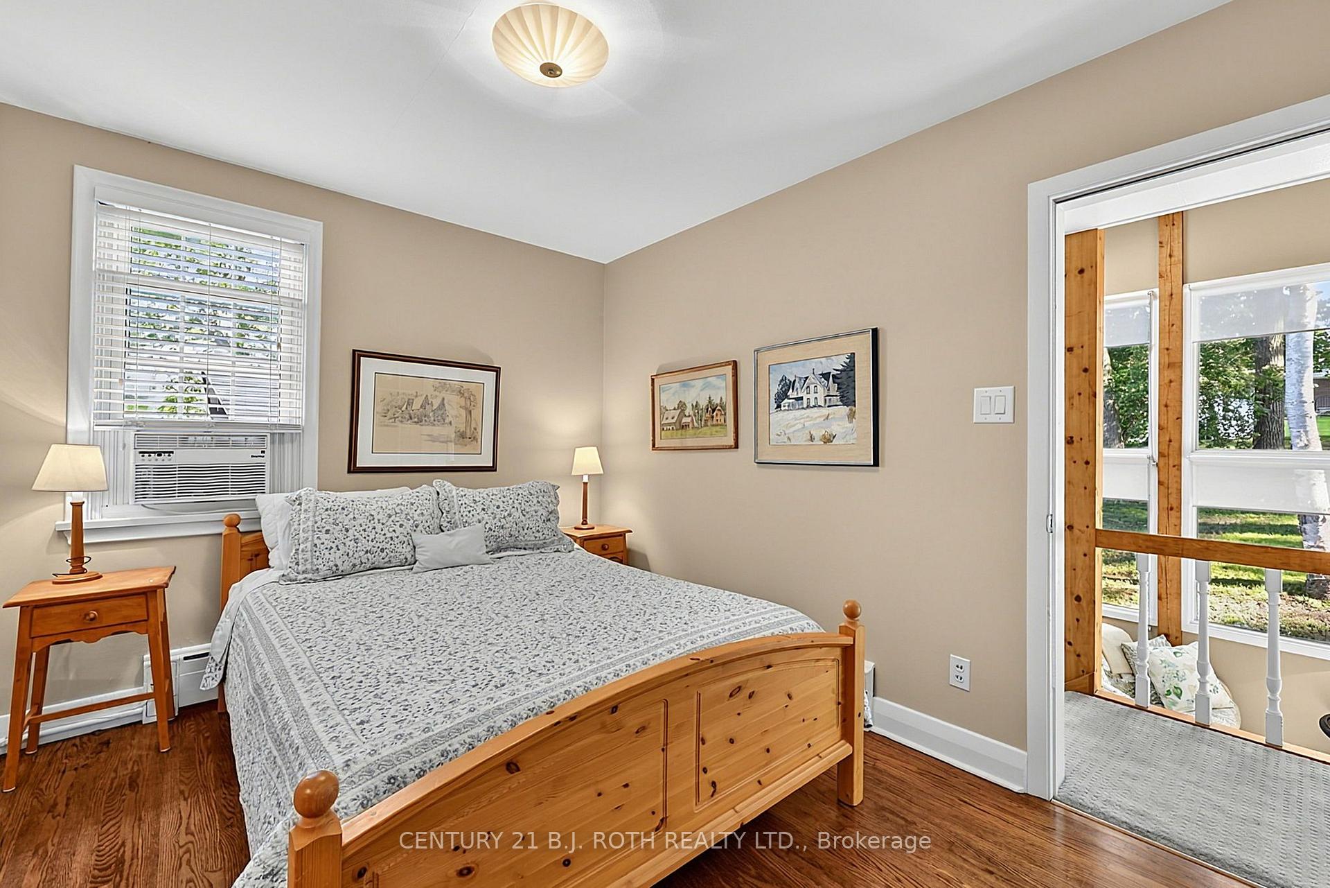 140 Shanty Bay Road
