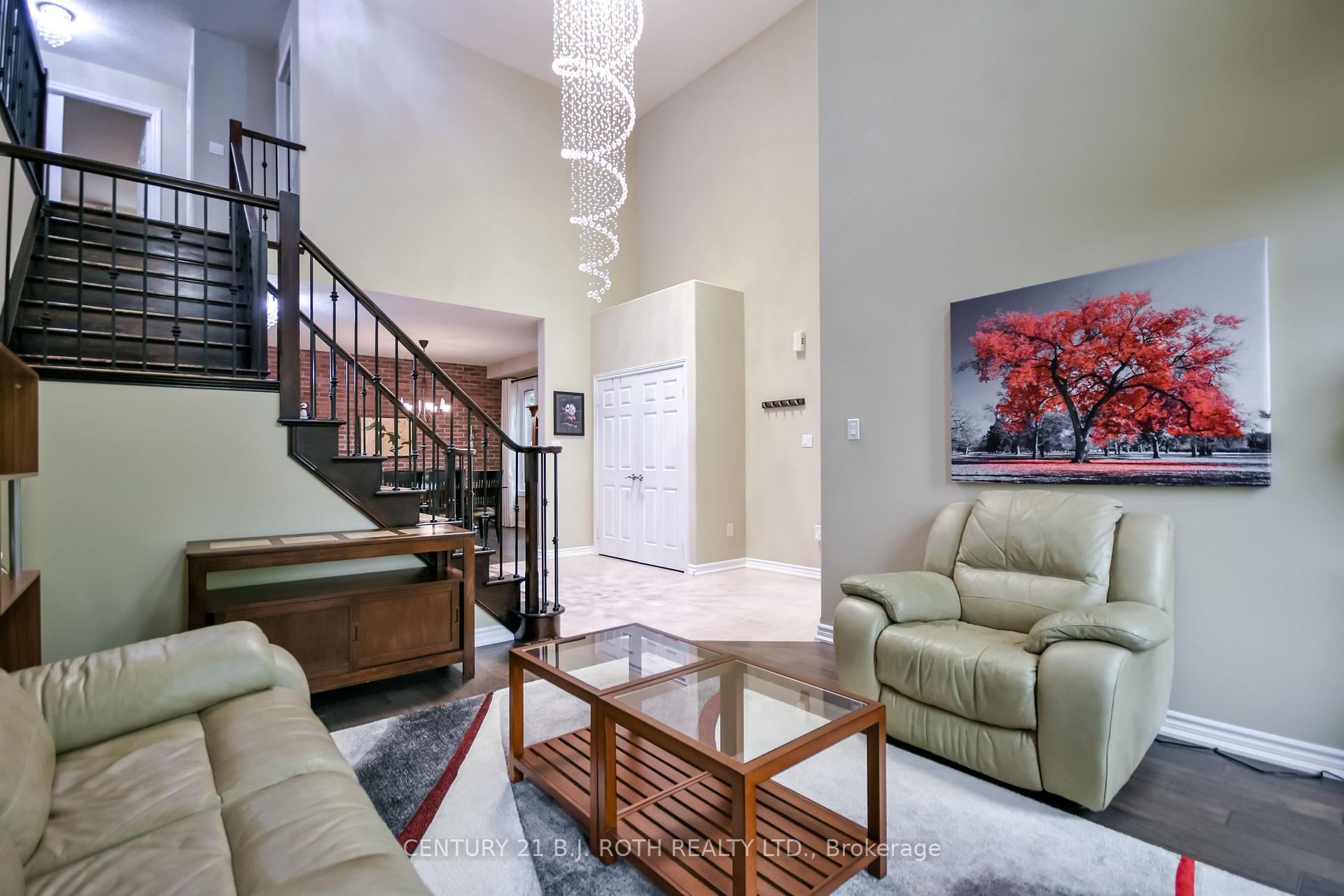 20 Falcon Crescent