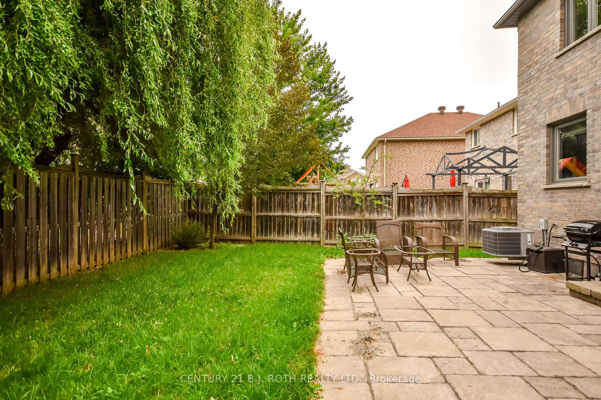 20 Falcon Crescent
