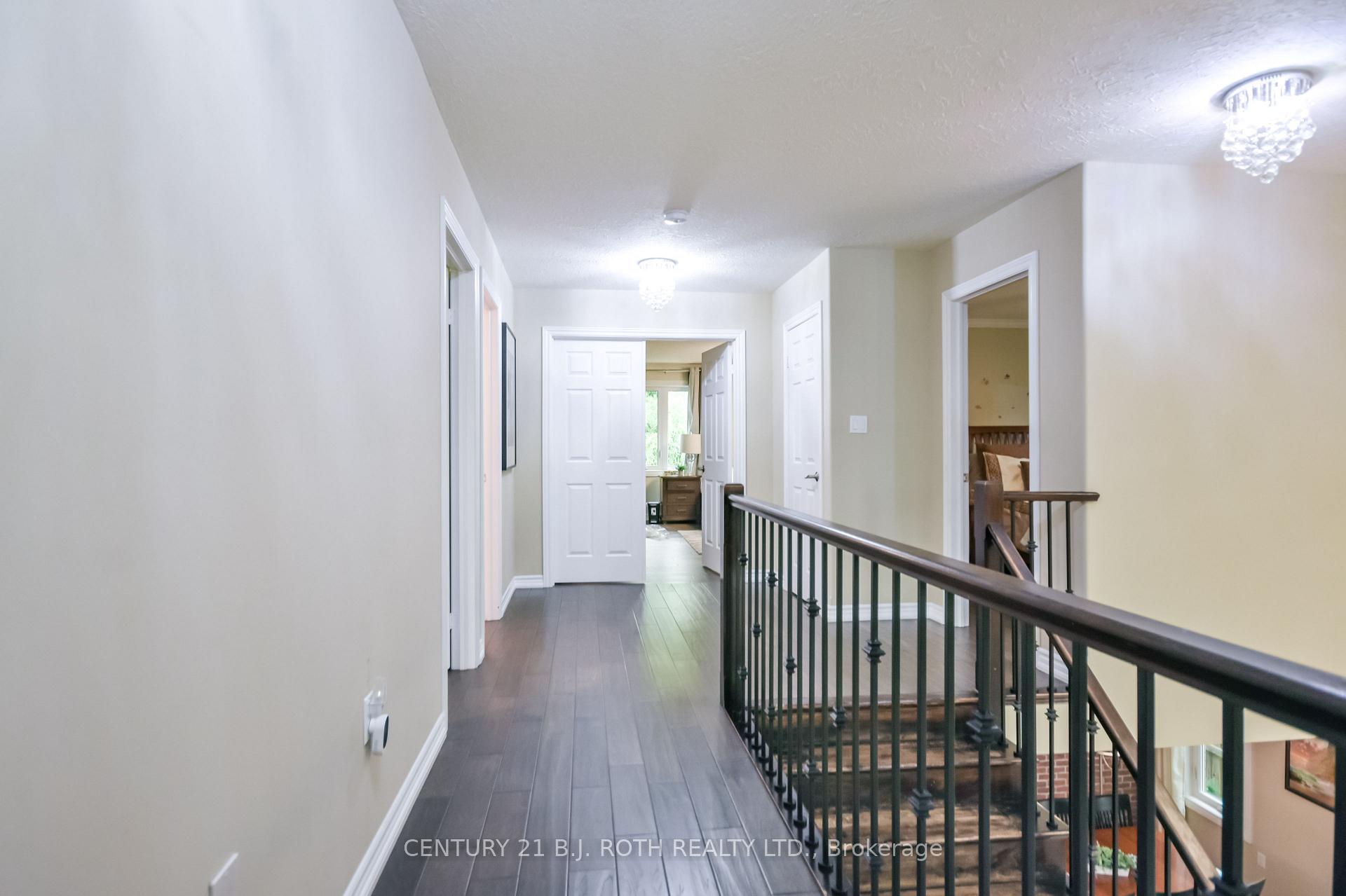 20 Falcon Crescent