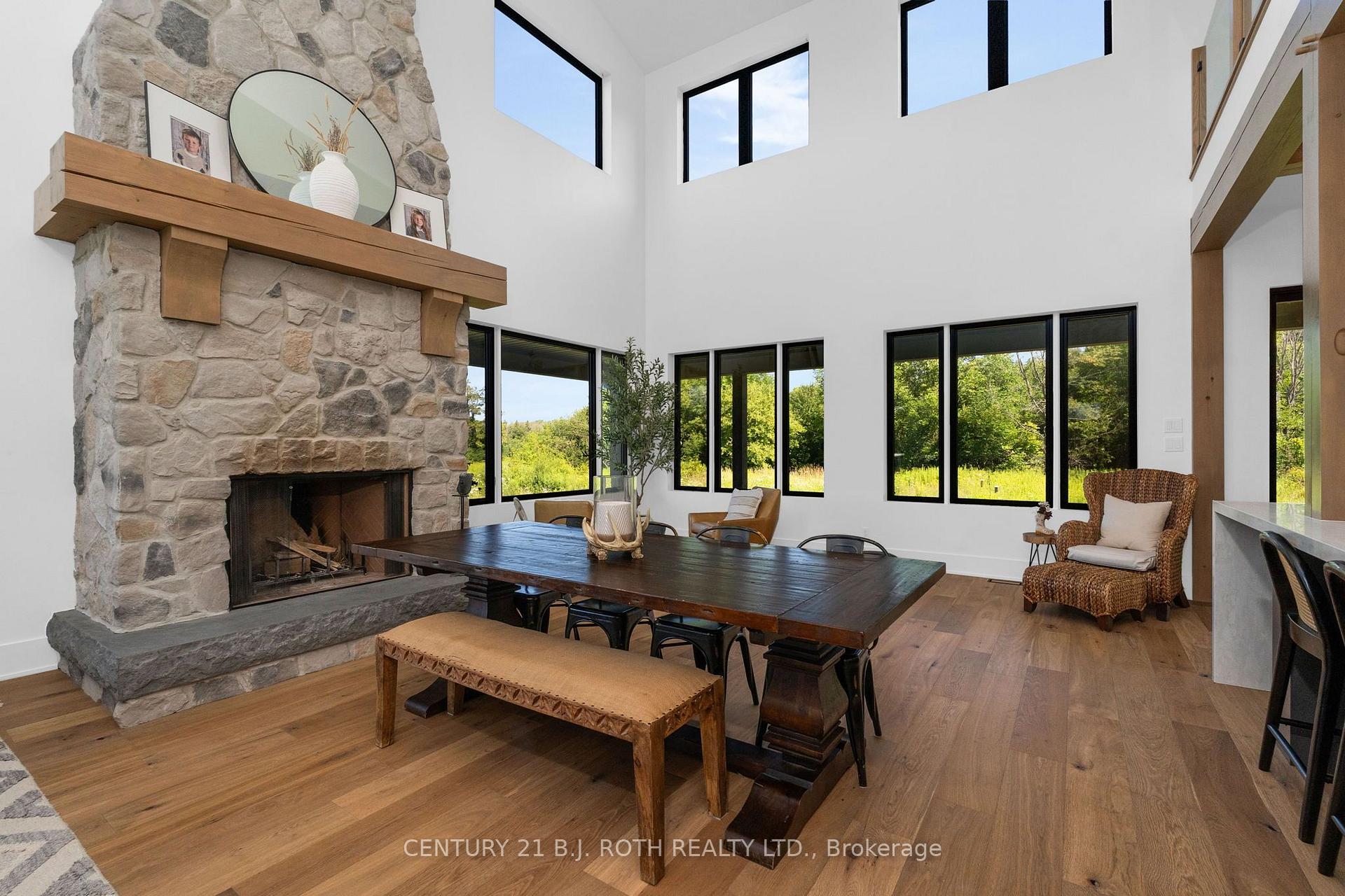 2224 Rainbow Valley Road W