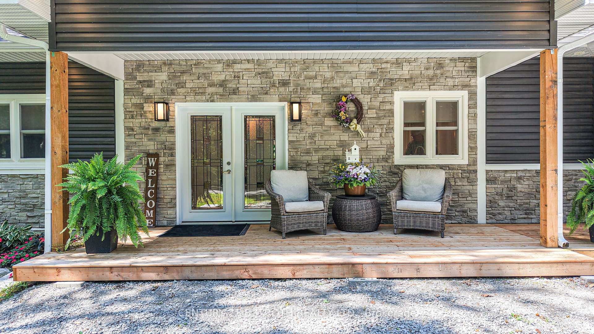 1650 Trader Cowan Road
