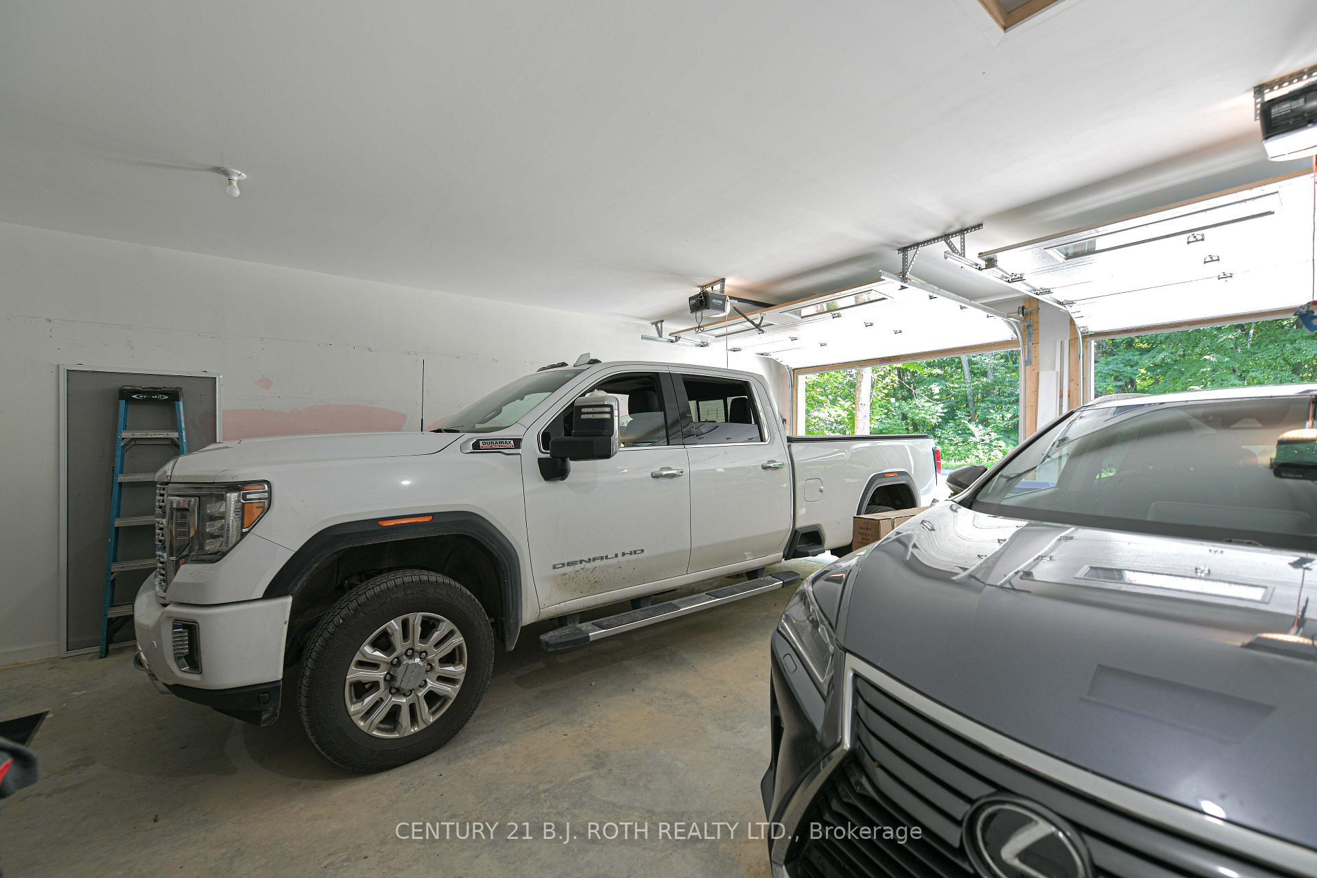 1650 Trader Cowan Road