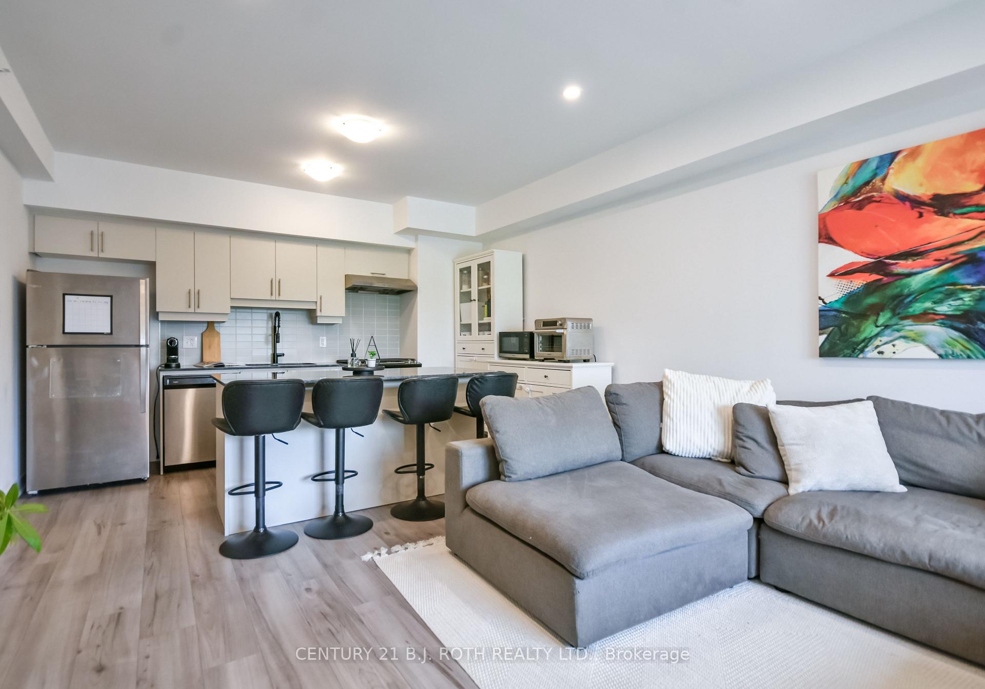 8 Culinary Lane 604