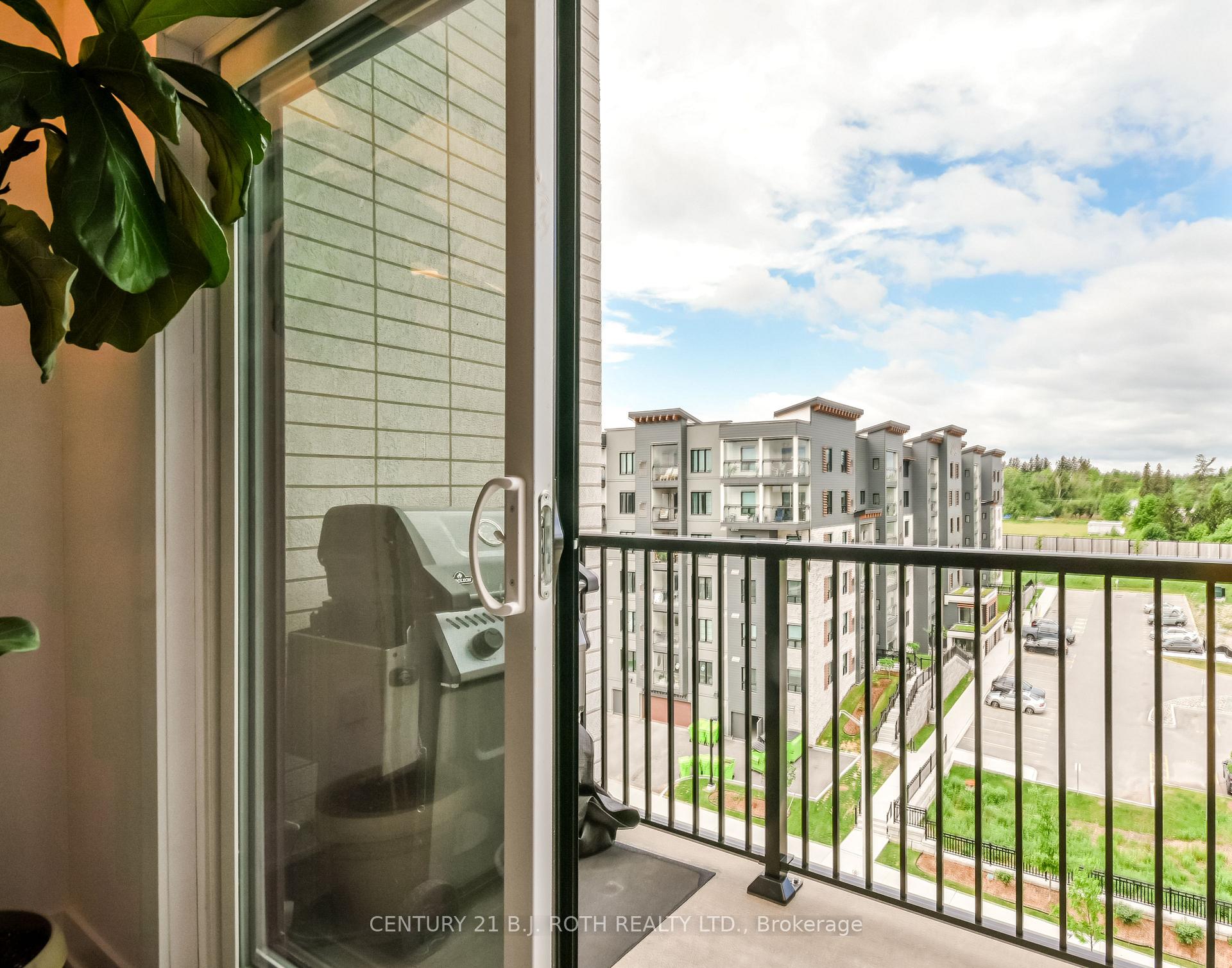 8 Culinary Lane 604