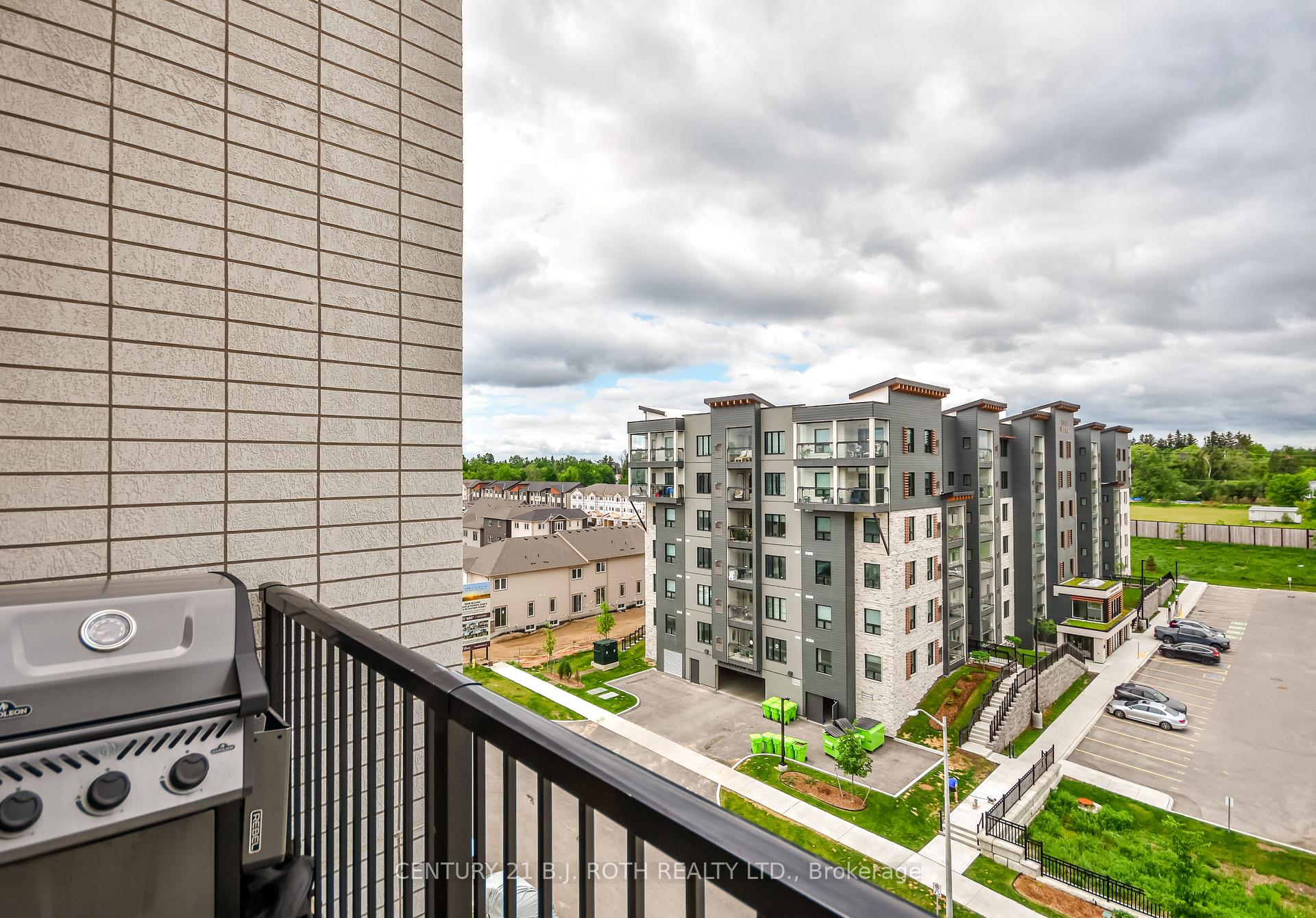 8 Culinary Lane 604