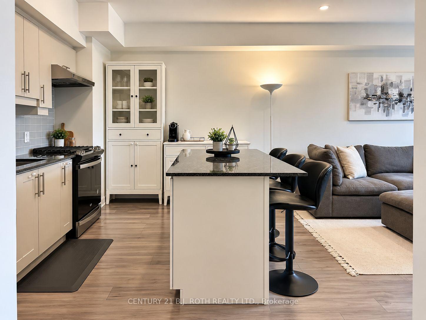 8 Culinary Lane 604