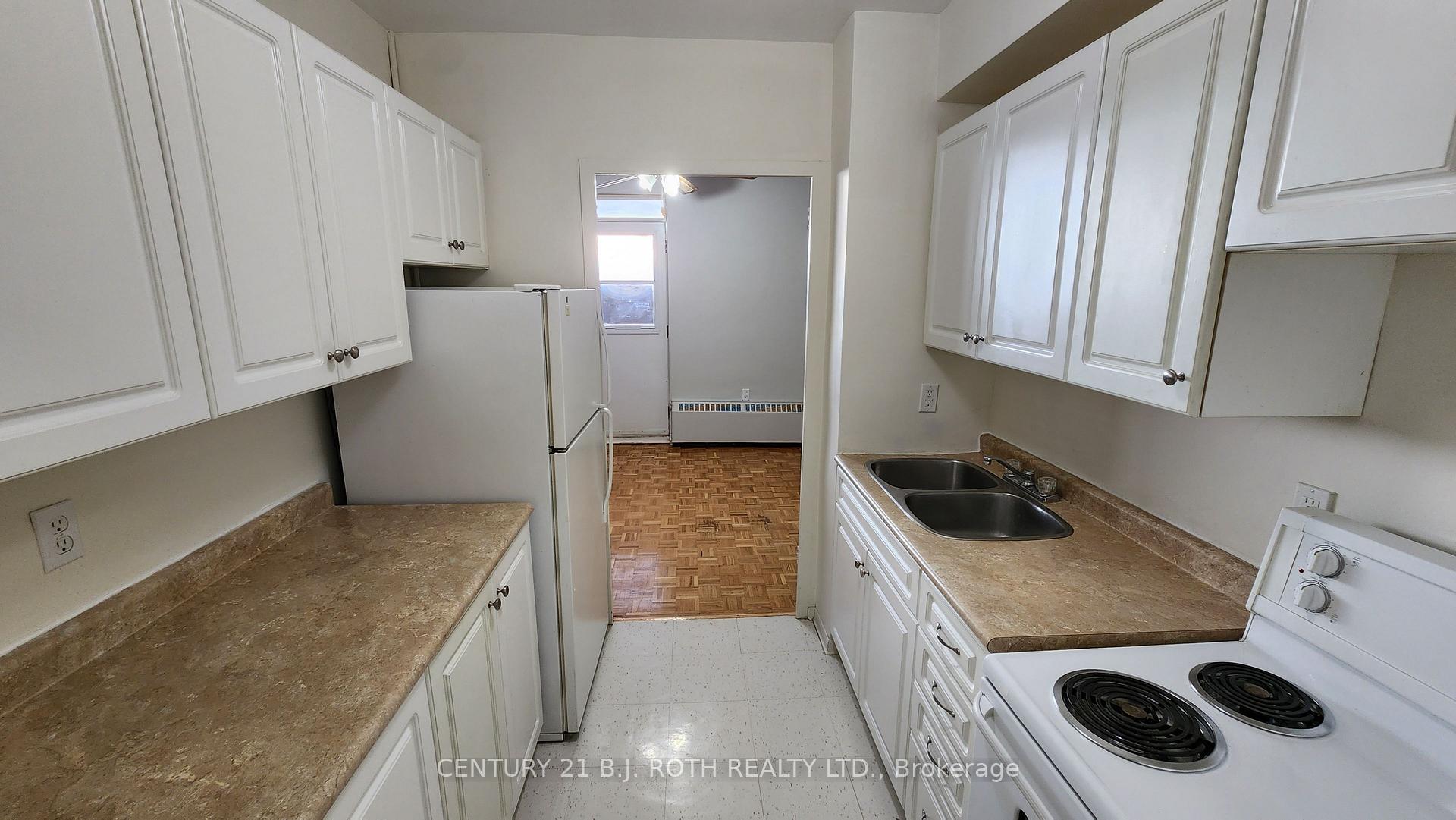 37 Peel Street 808