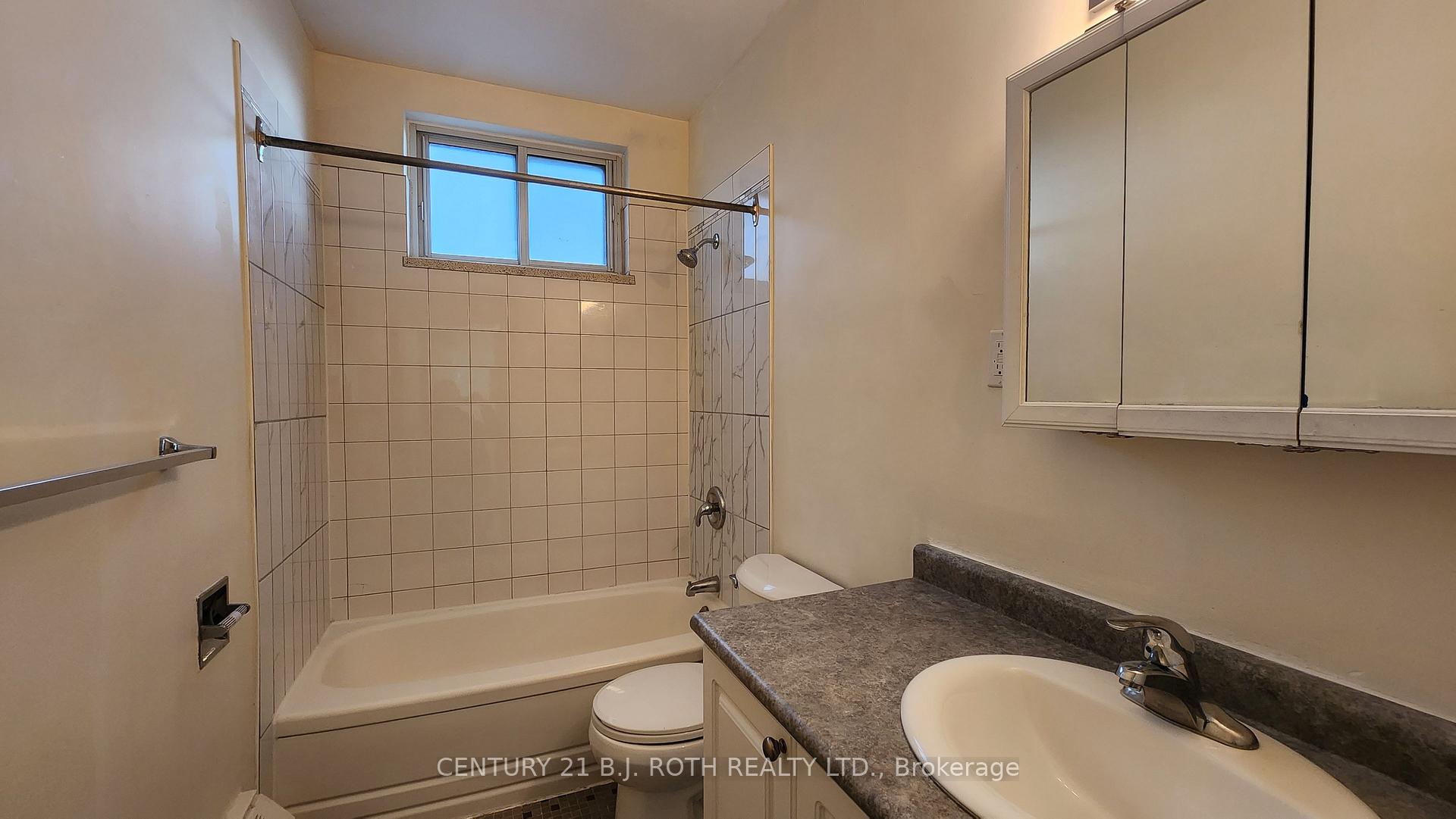 37 Peel Street 808