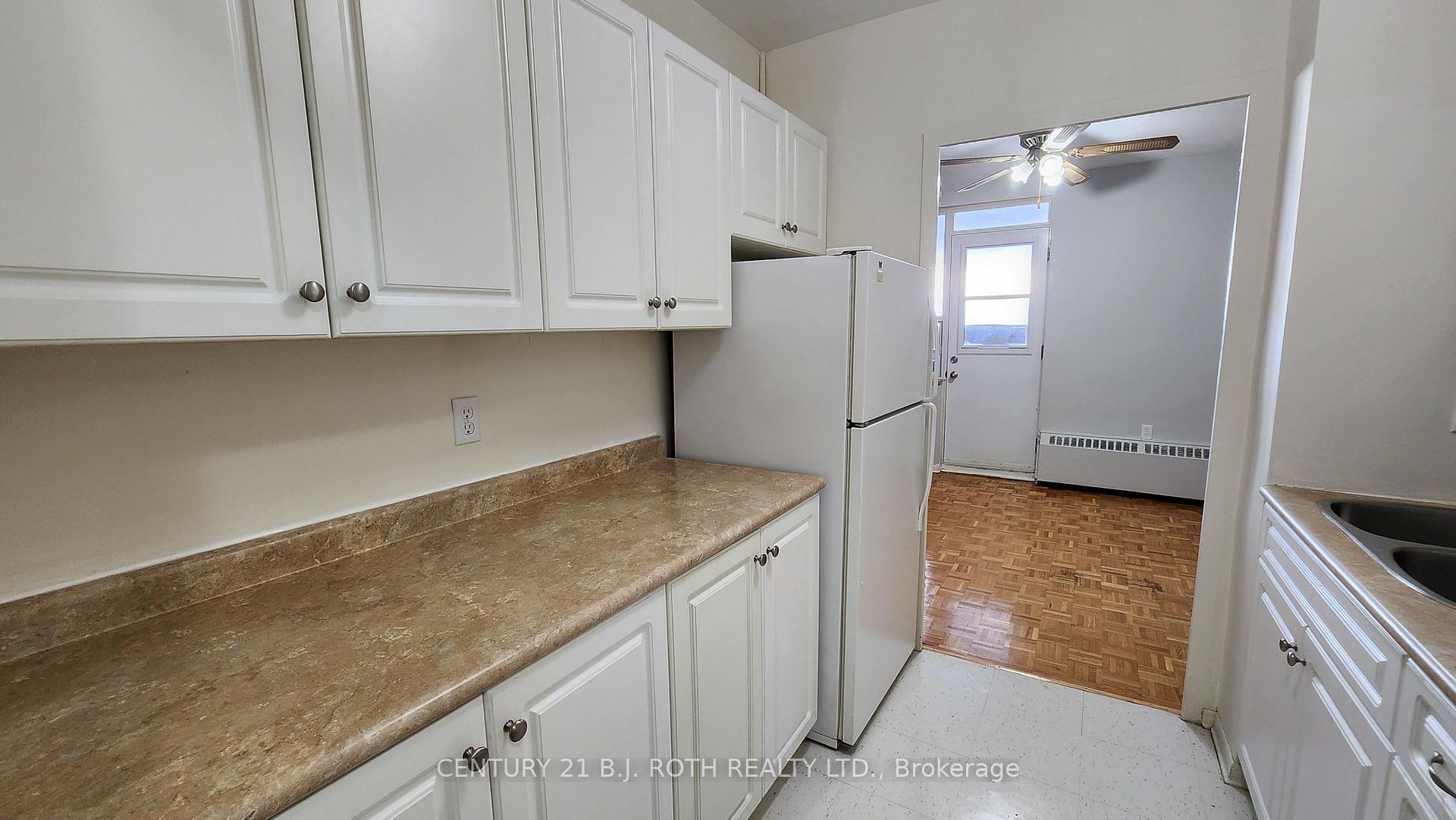 37 Peel Street 808