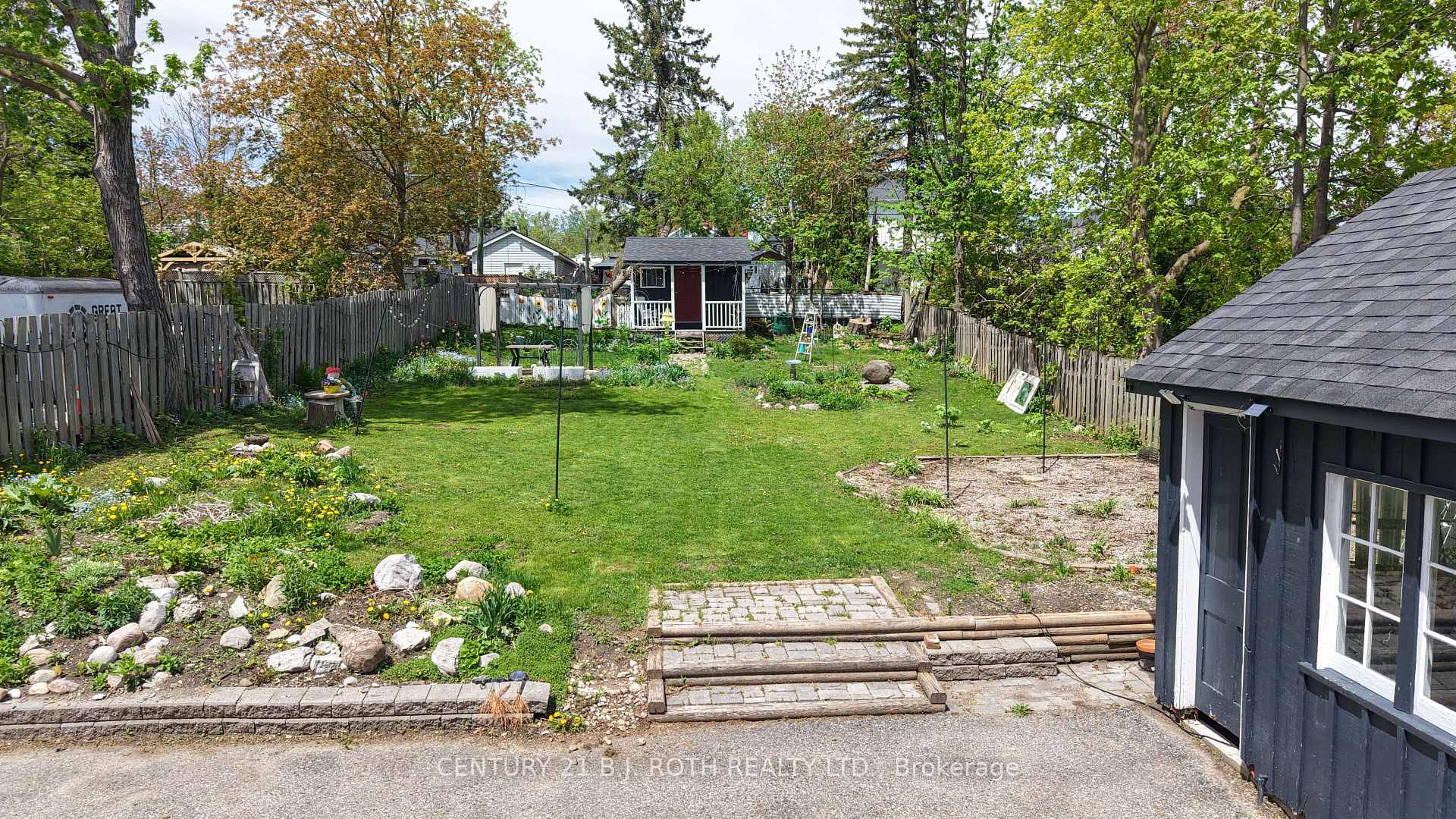 80 Coldwater Road W