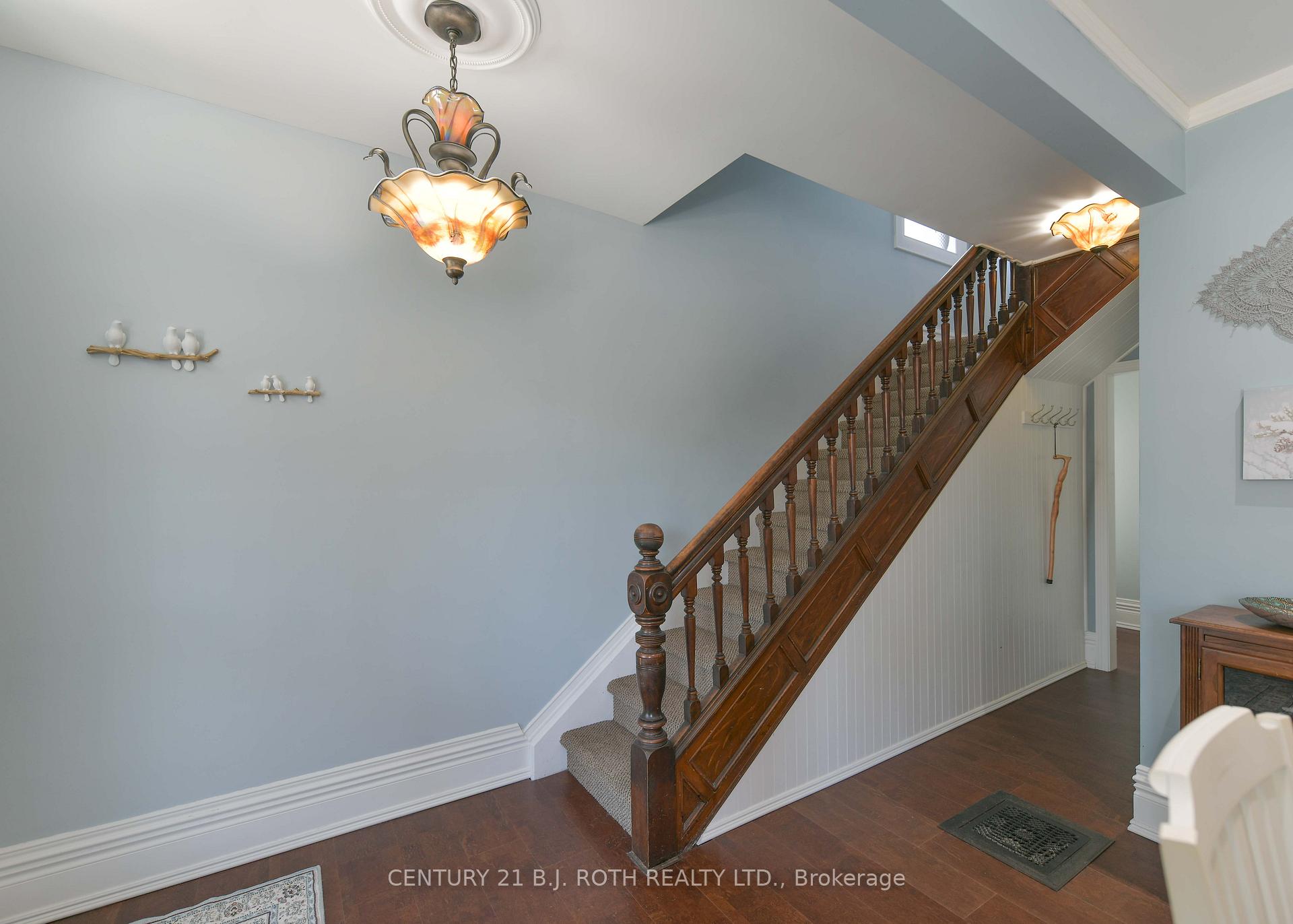 80 Coldwater Road W