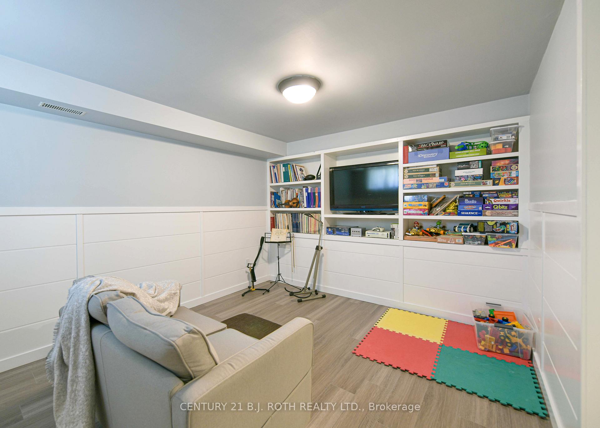 80 Coldwater Road W