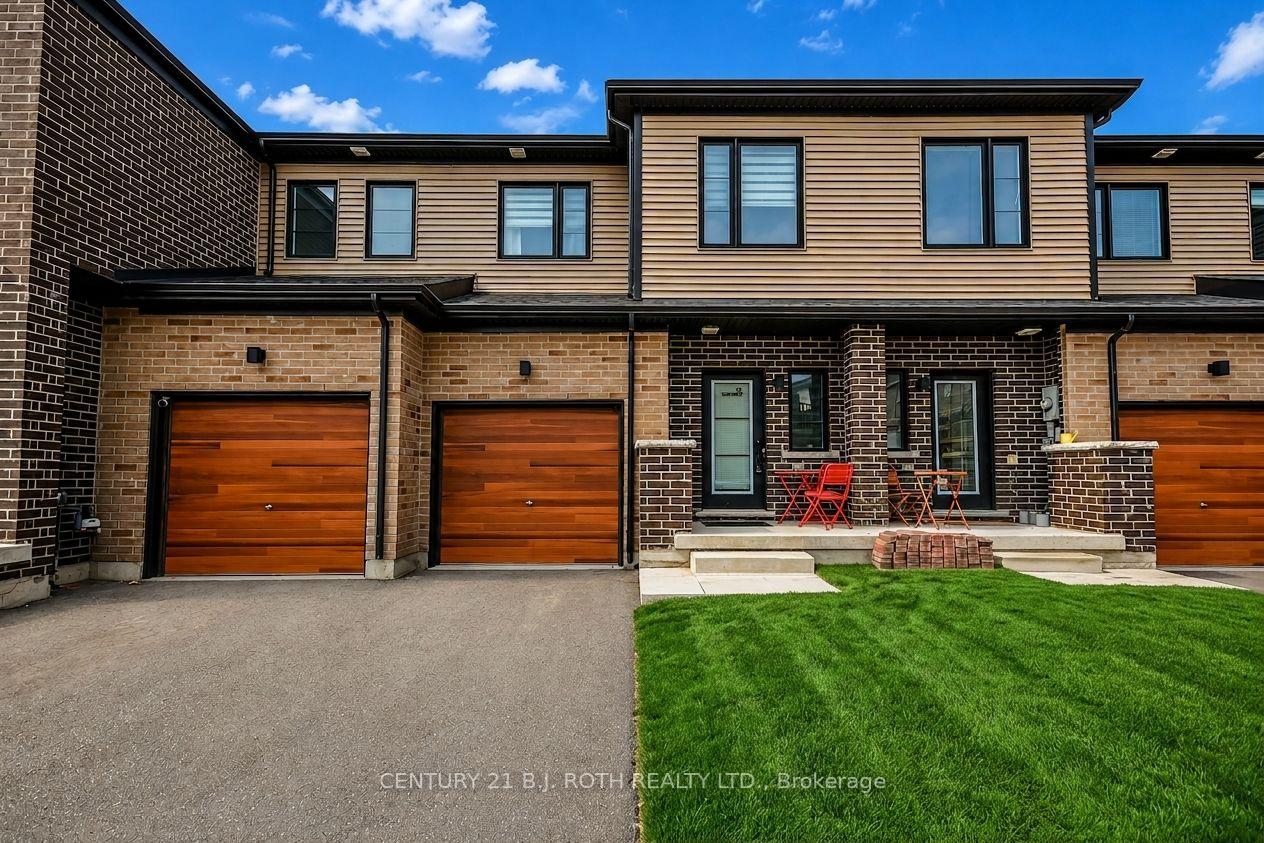 35 Pumpkin Corner Crescent