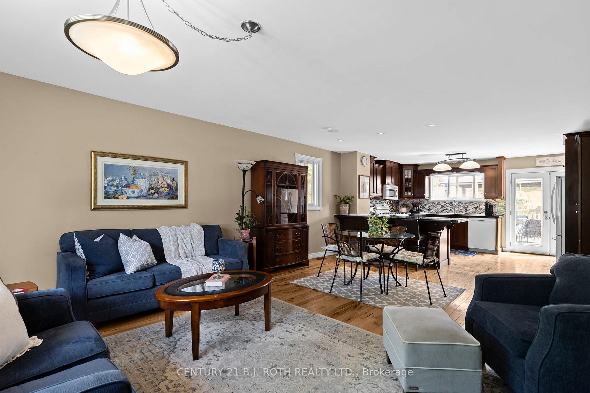 10 Andrea Crescent