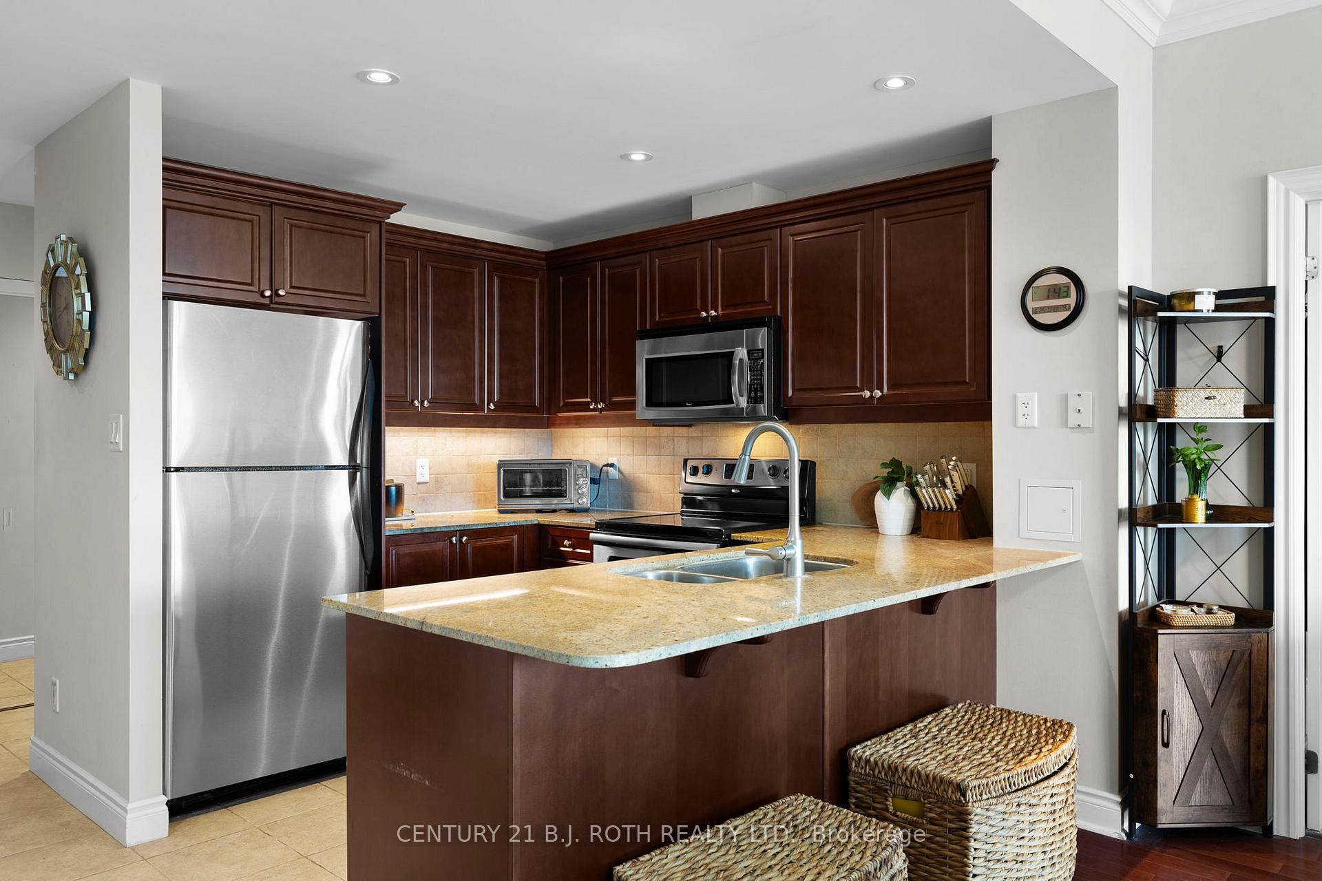 37 Ellen Street 1310