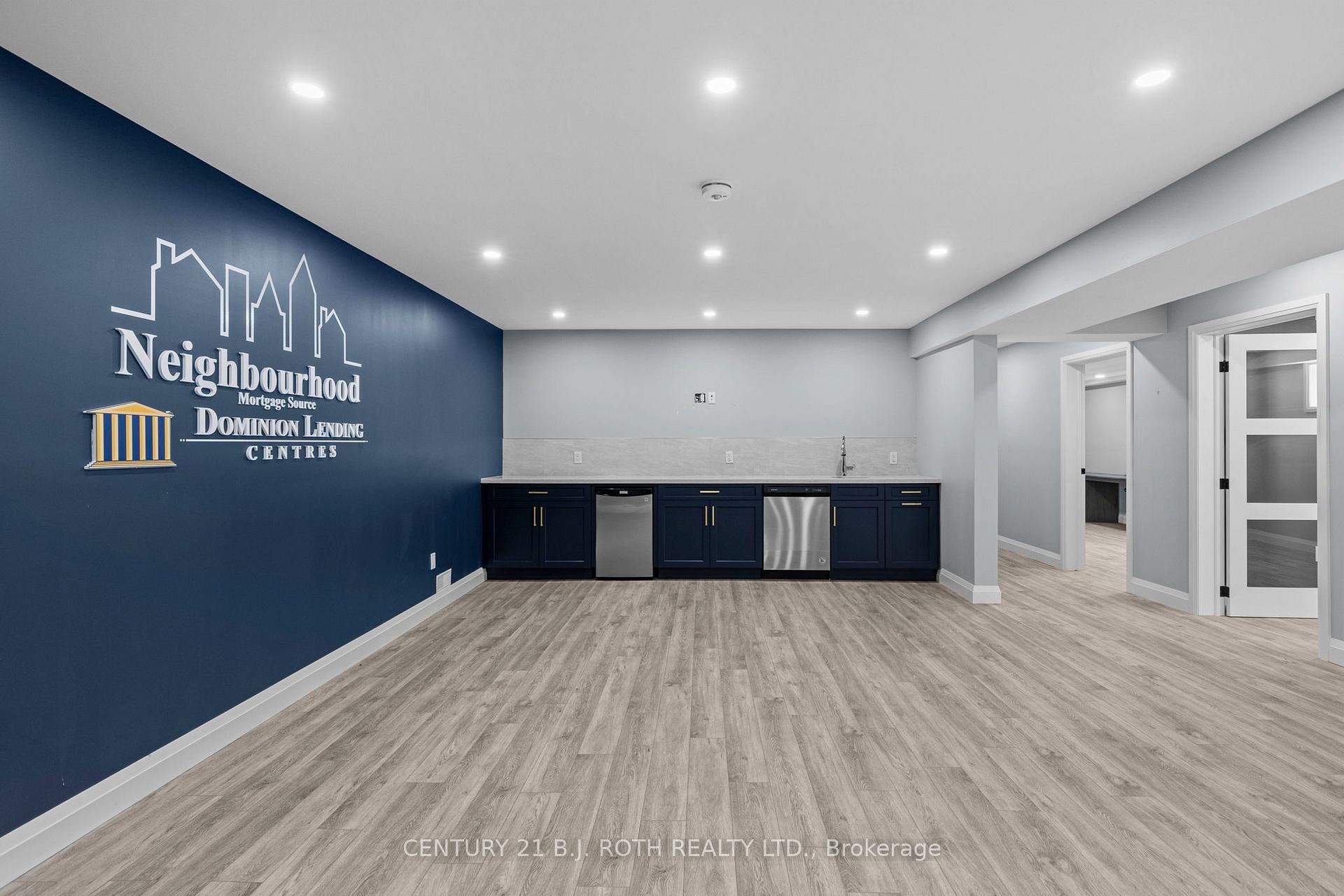 355 Mapleview Drive W