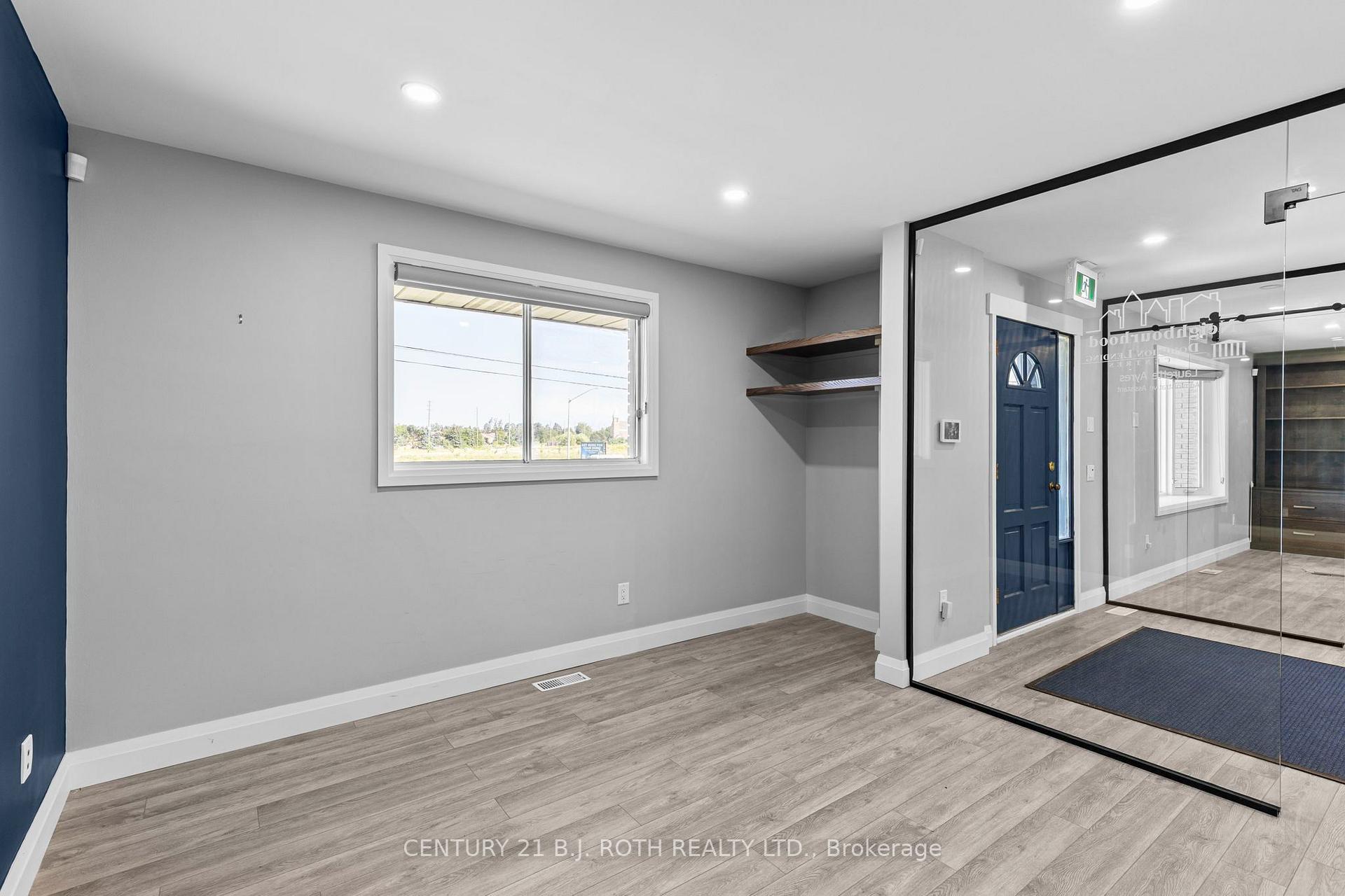 355 Mapleview Drive W