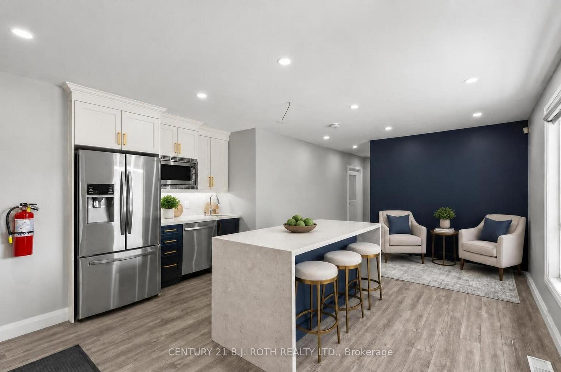 355 Mapleview Drive W