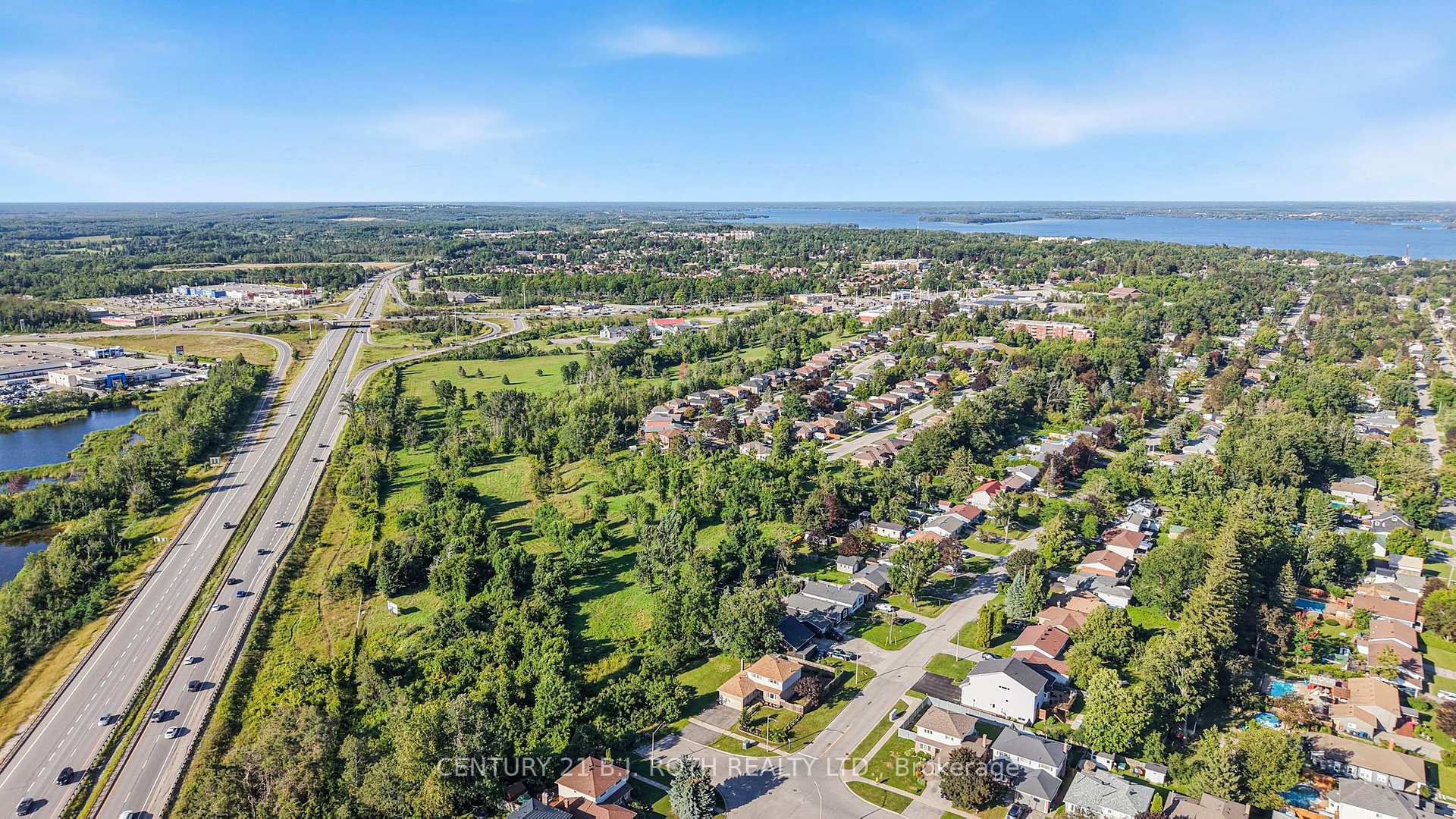104 WOODSIDE Drive