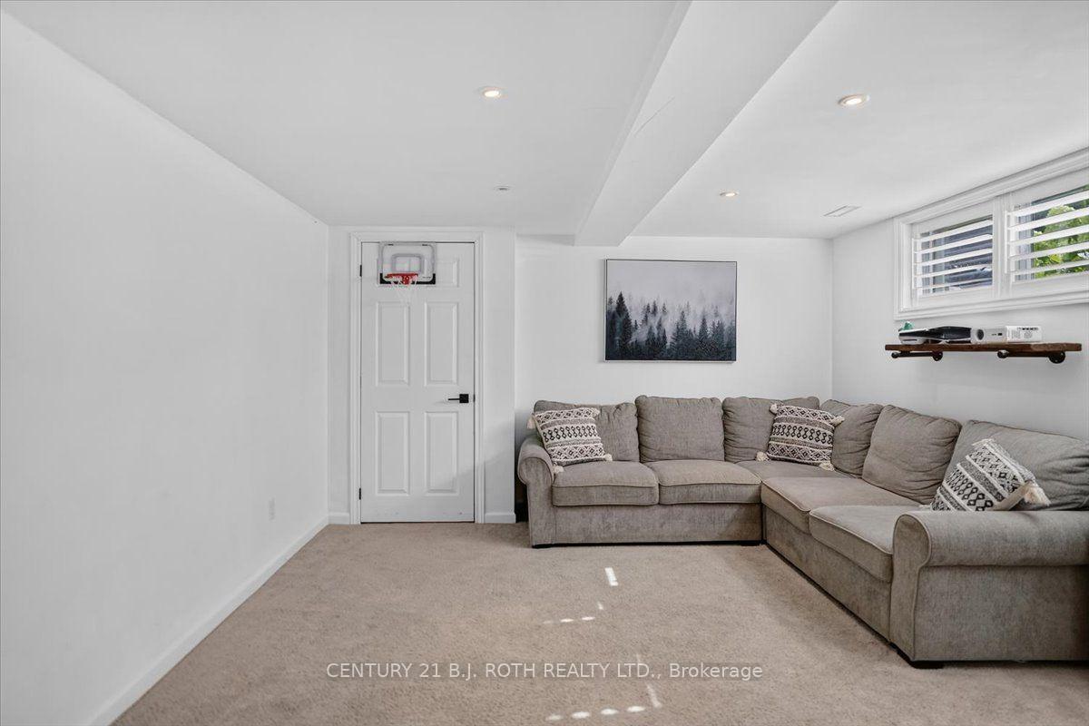 13 Clover Avenue