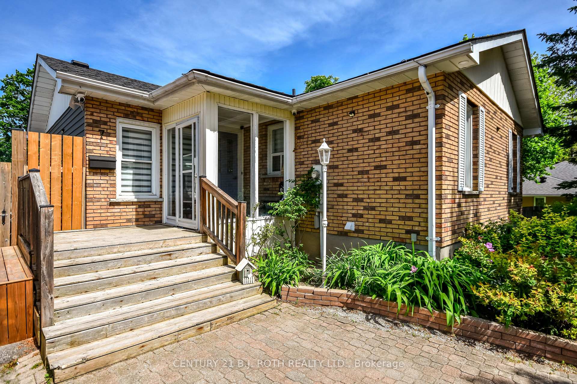 7 WESLEY Street