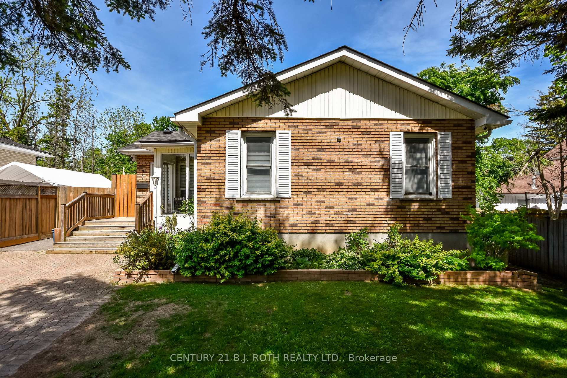 7 WESLEY Street