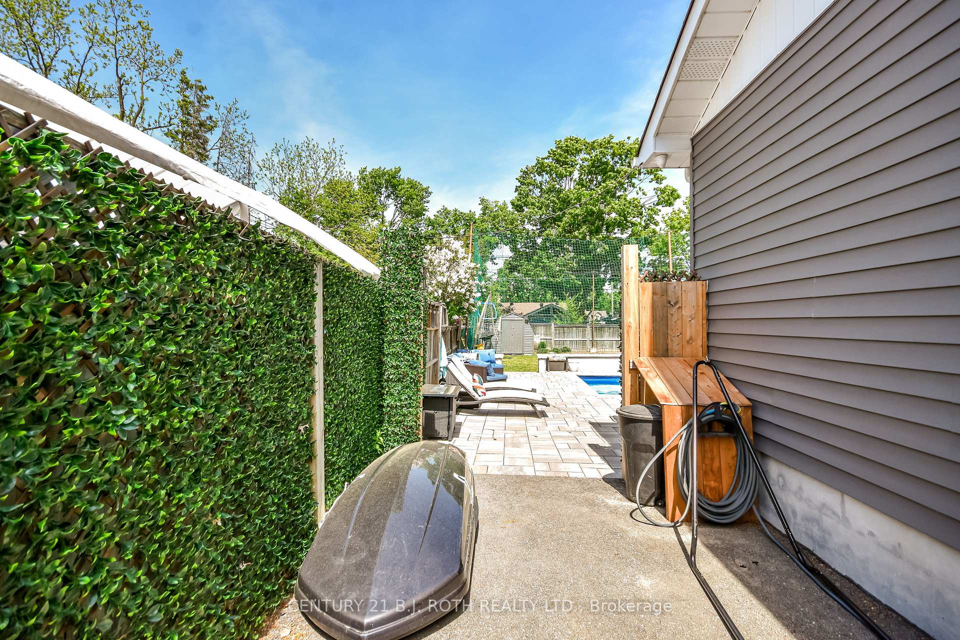 7 WESLEY Street