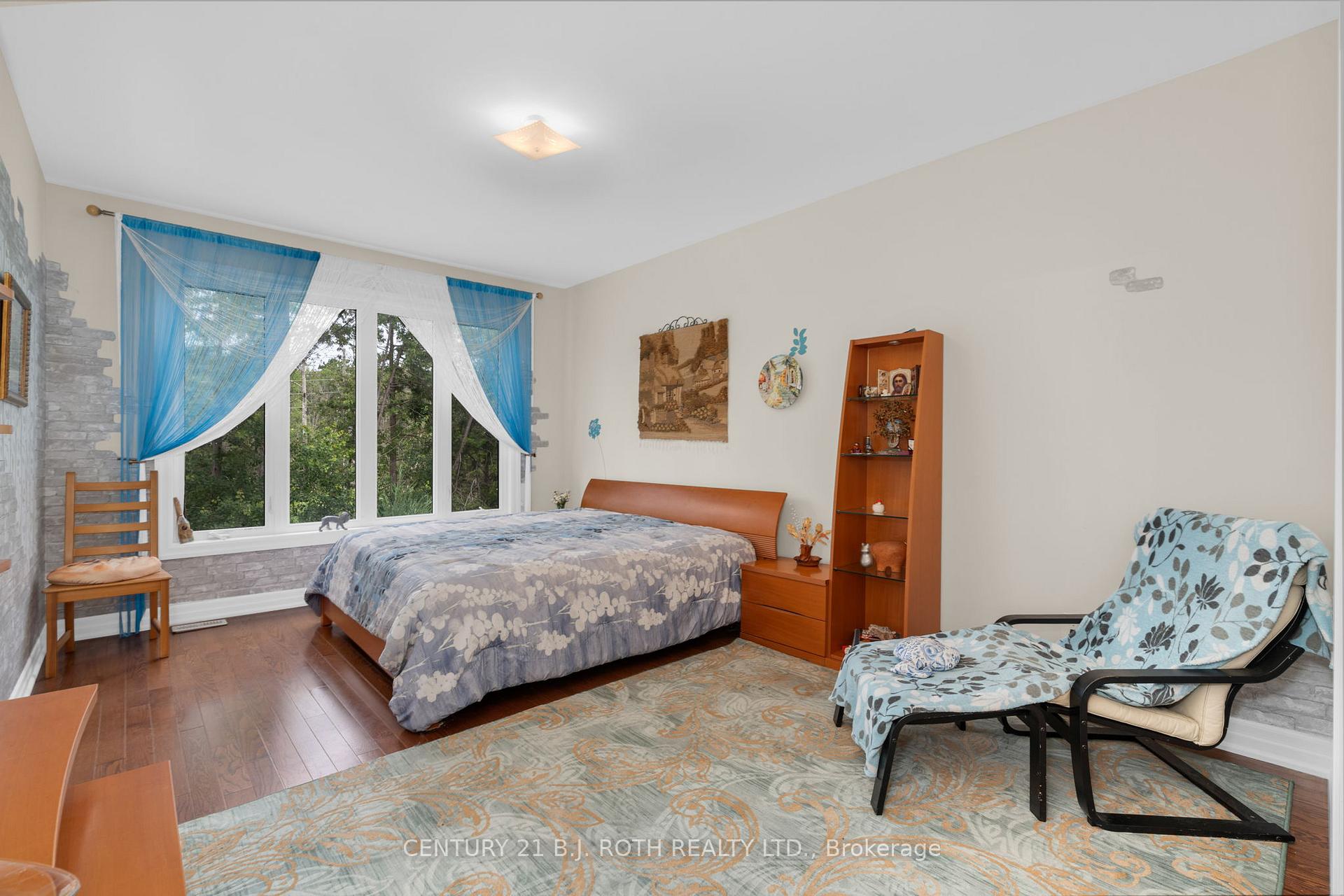107 Allegra Drive