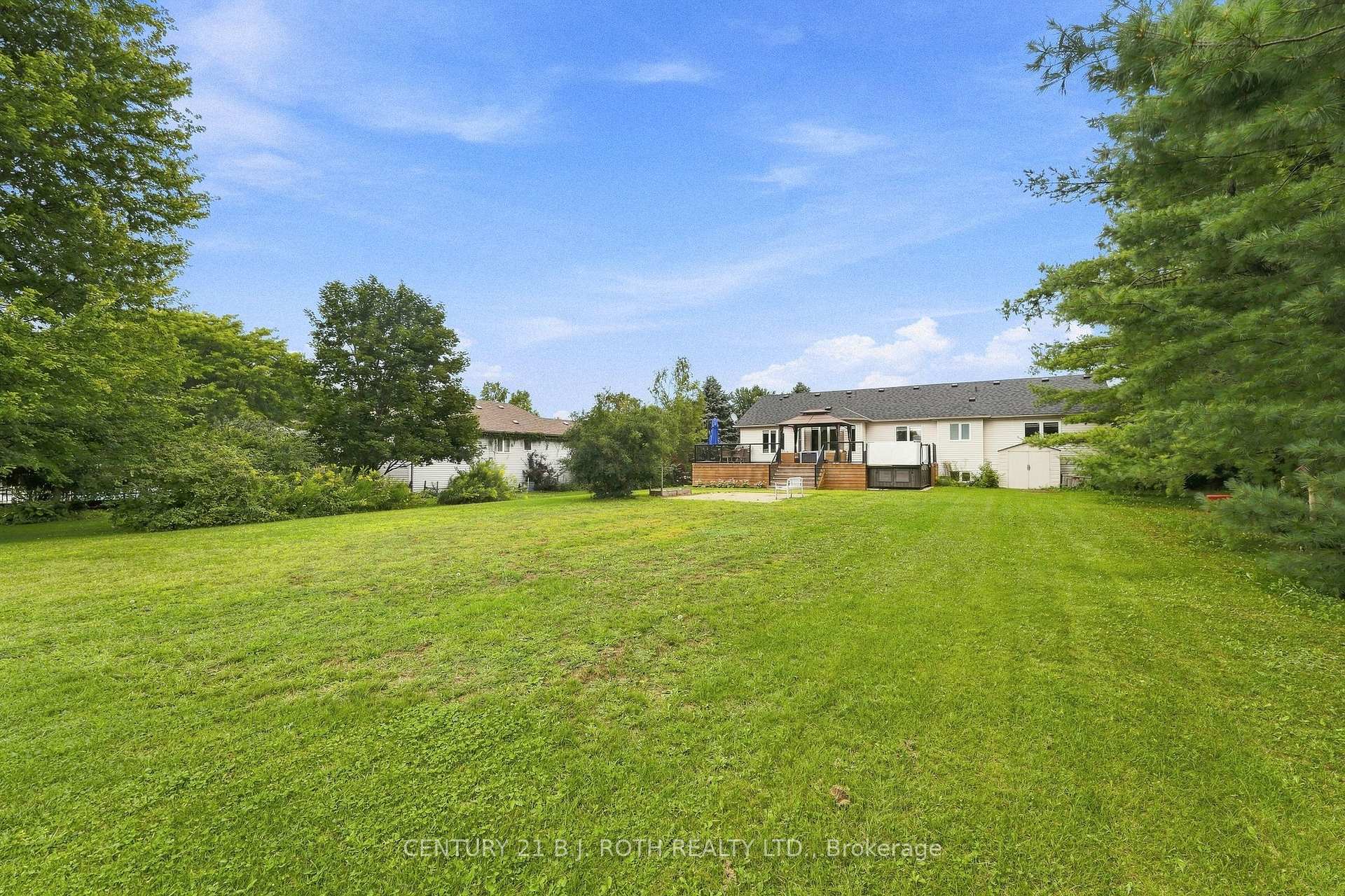 3 Dean Court