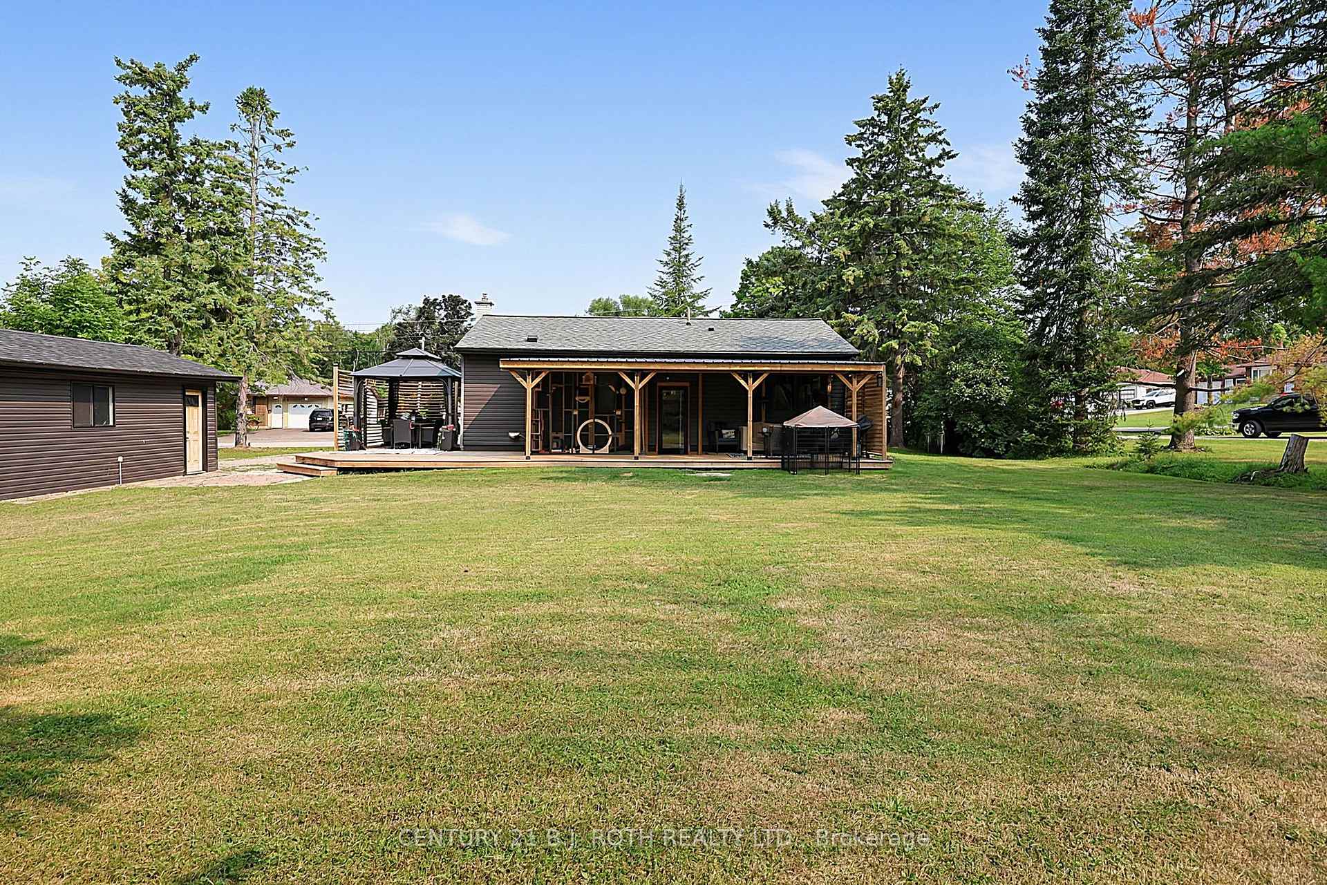 25 Glengrove Avenue