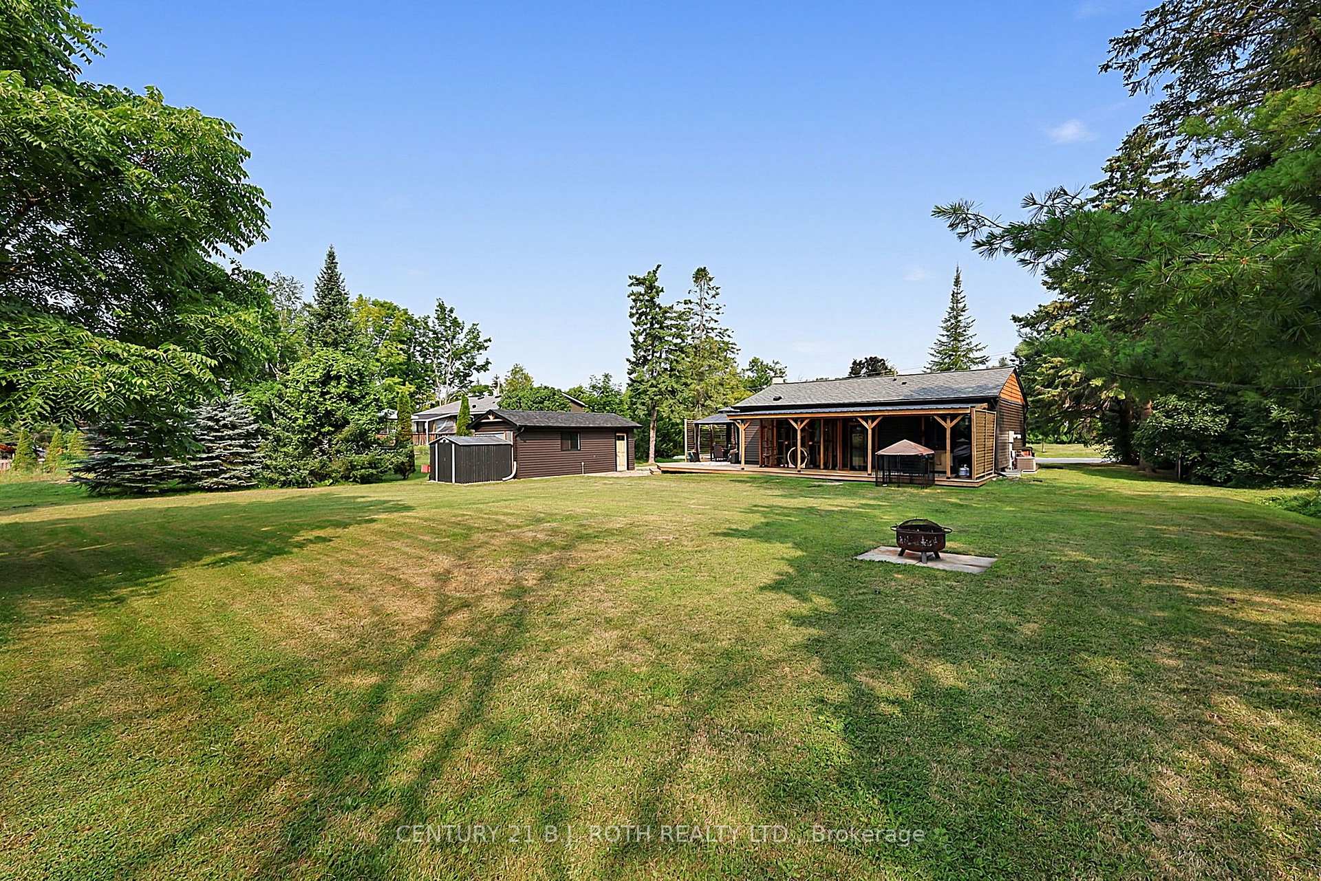 25 Glengrove Avenue