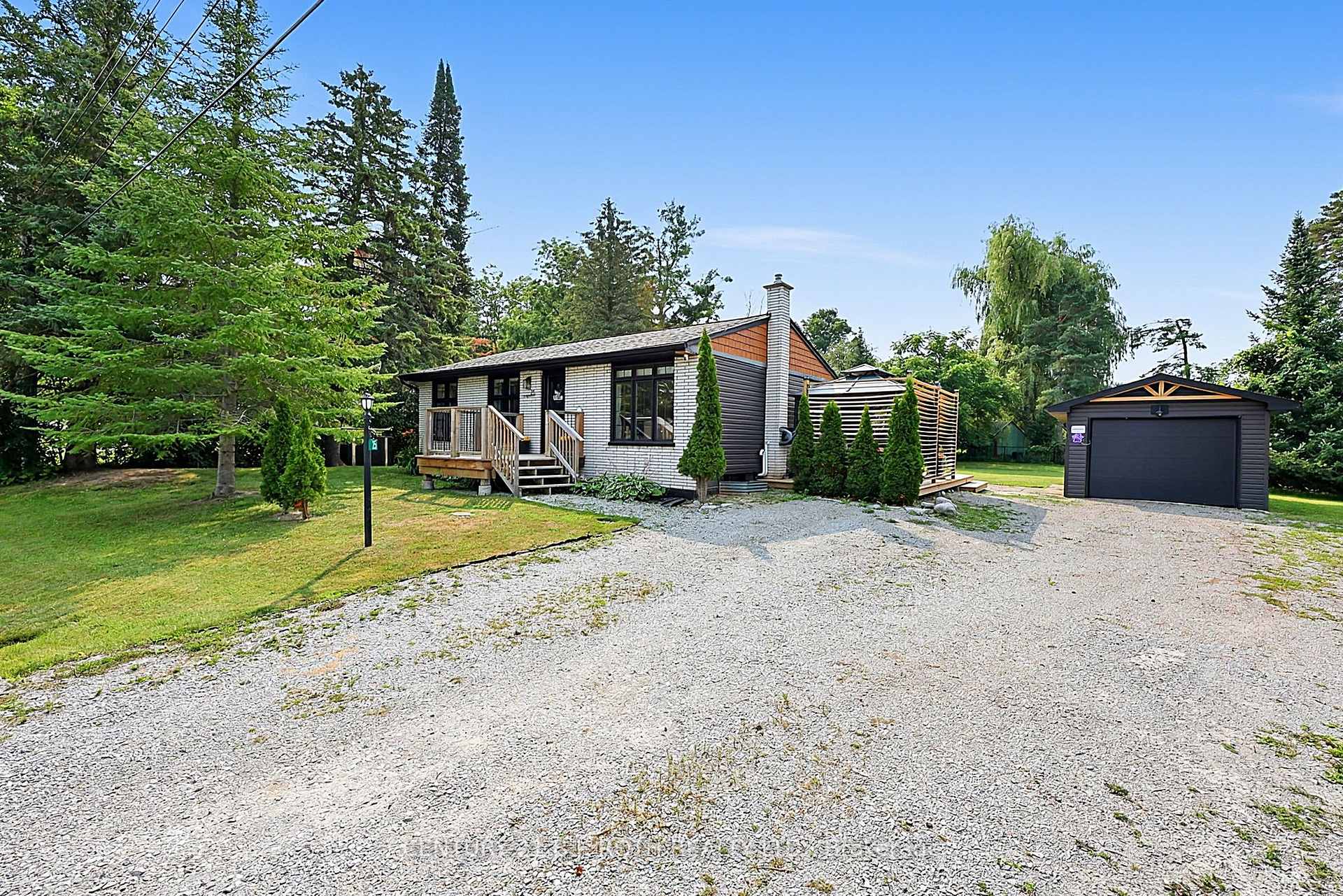 25 Glengrove Avenue