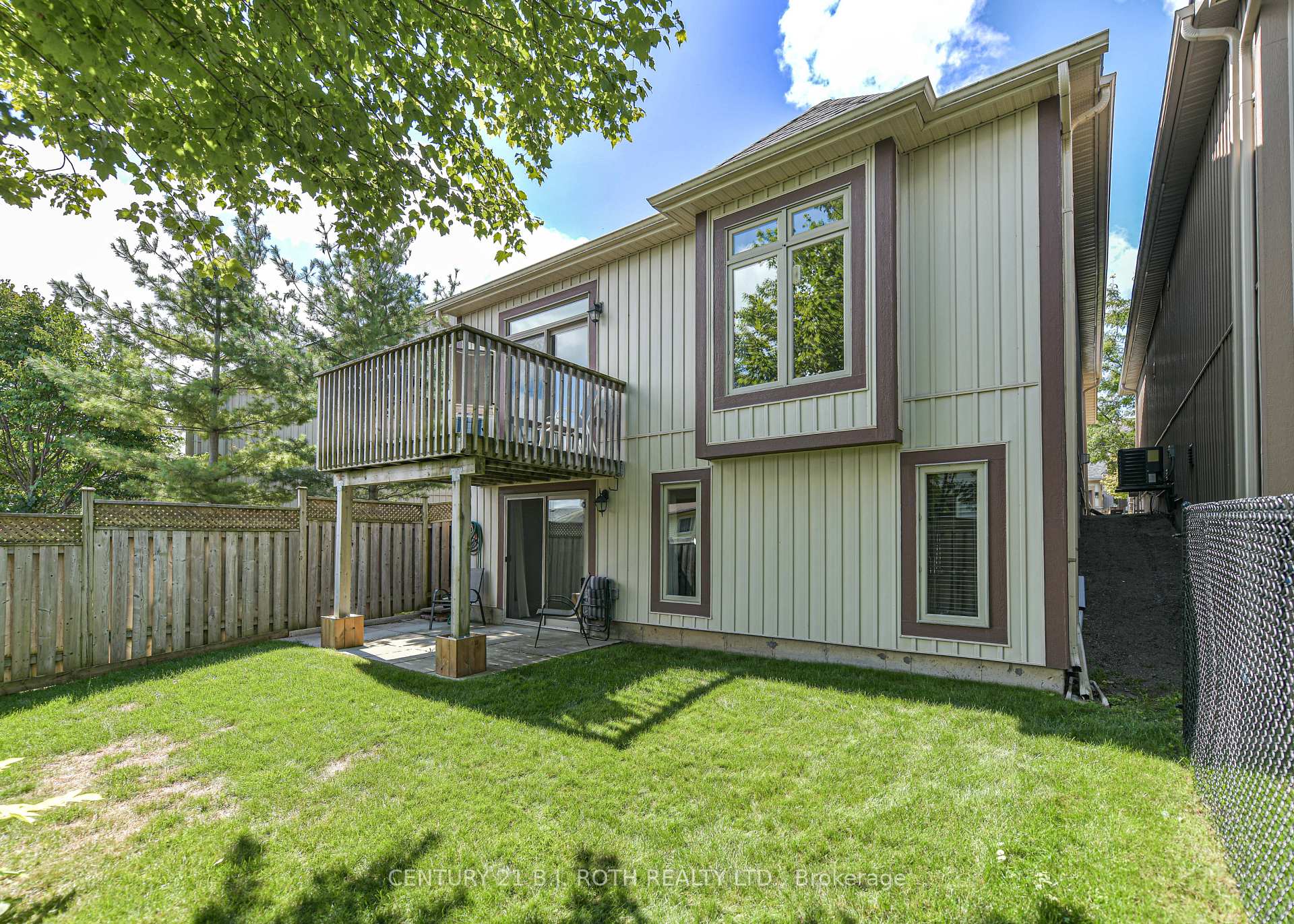10 Canterbury Circle