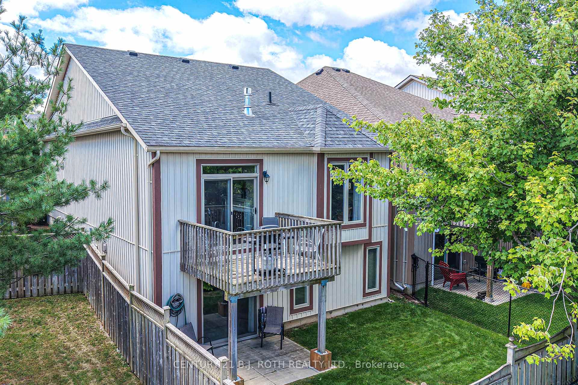 10 Canterbury Circle